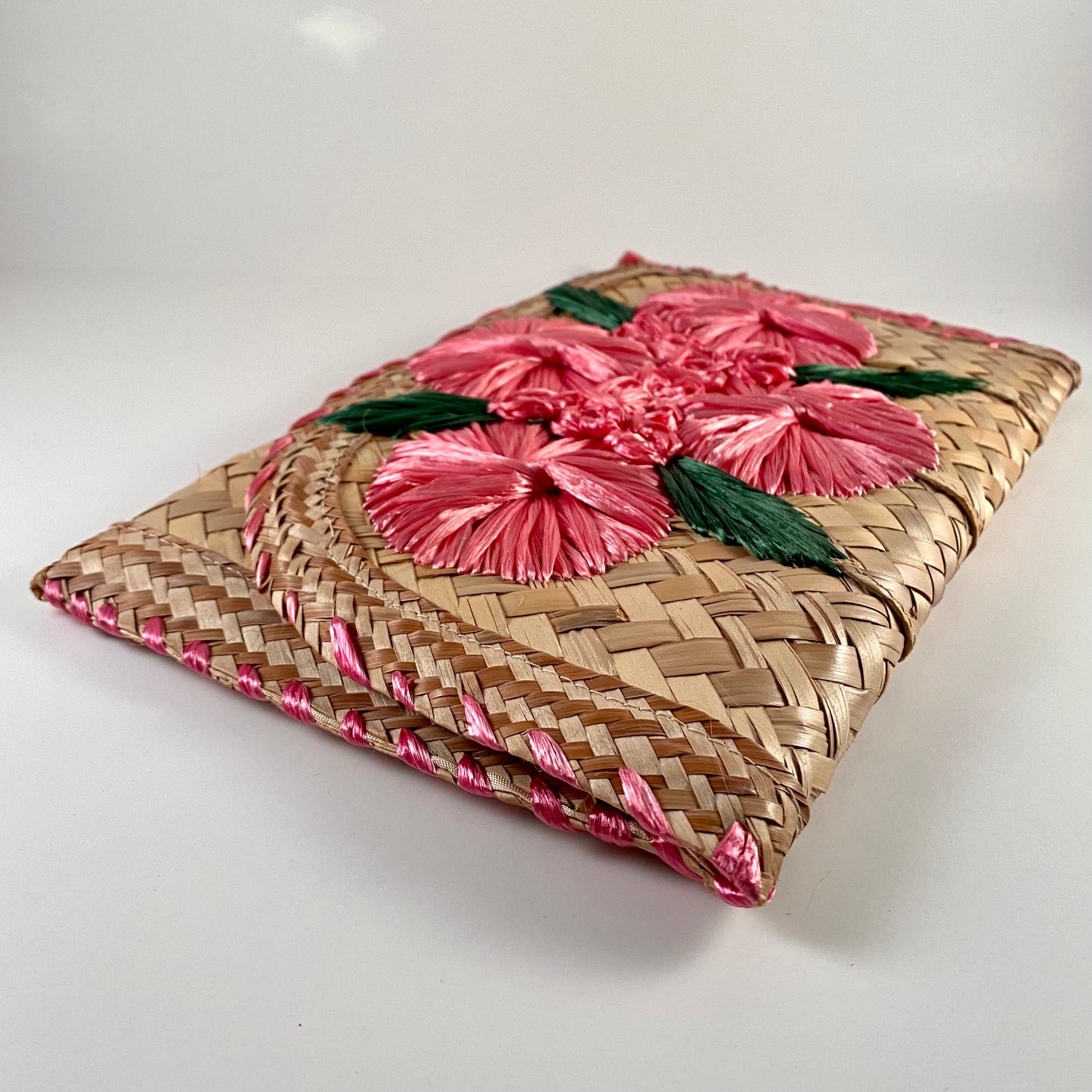 1970s Raffia & Straw Woven Clutch