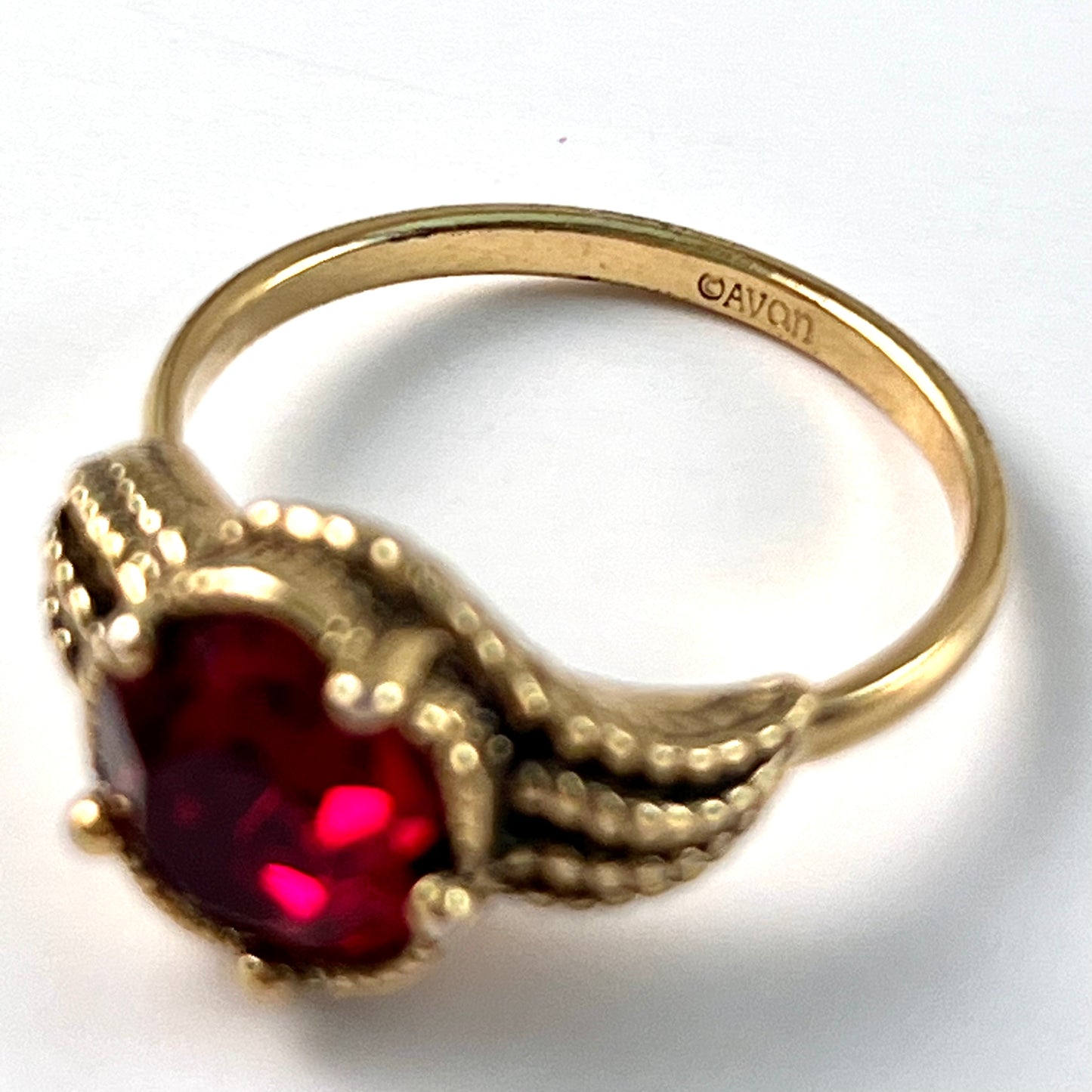 1992 Avon Faceted Illusions Ring