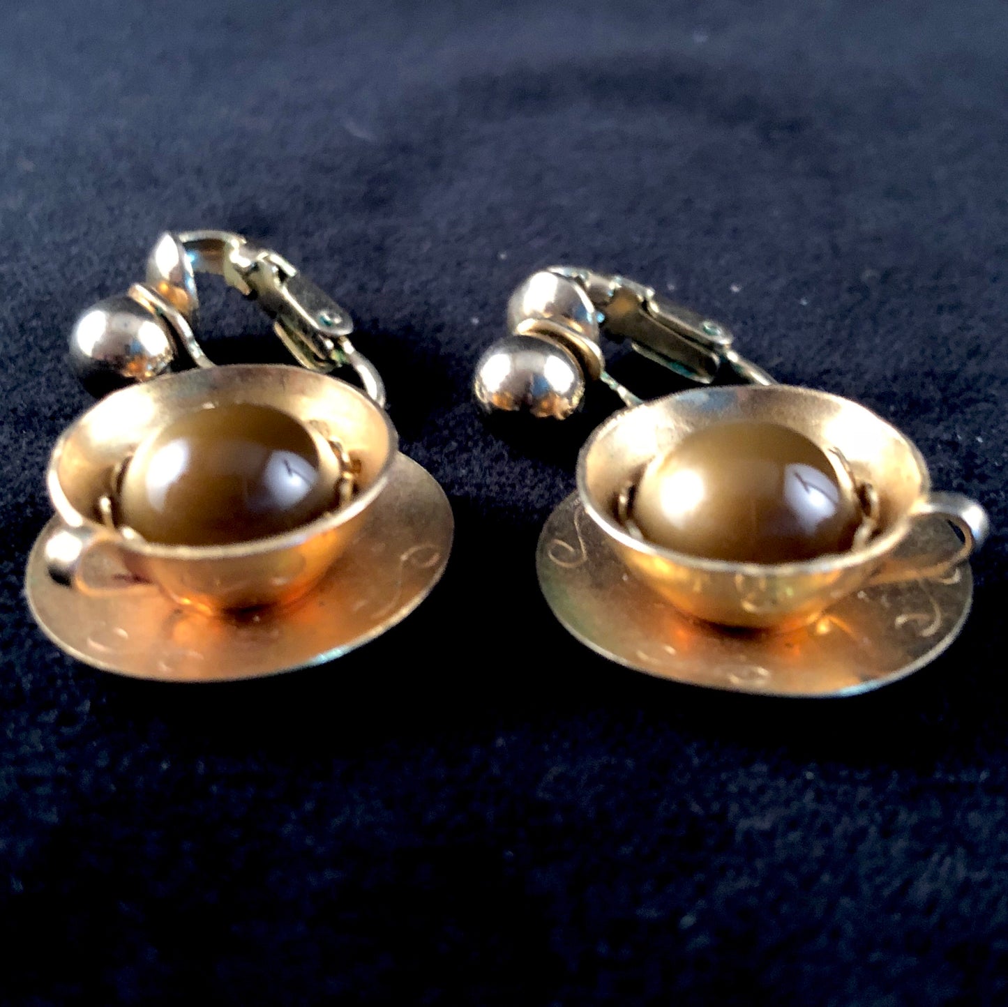 1950s Sarah Coventry Coffee Break Earrings - Retro Kandy Vintage