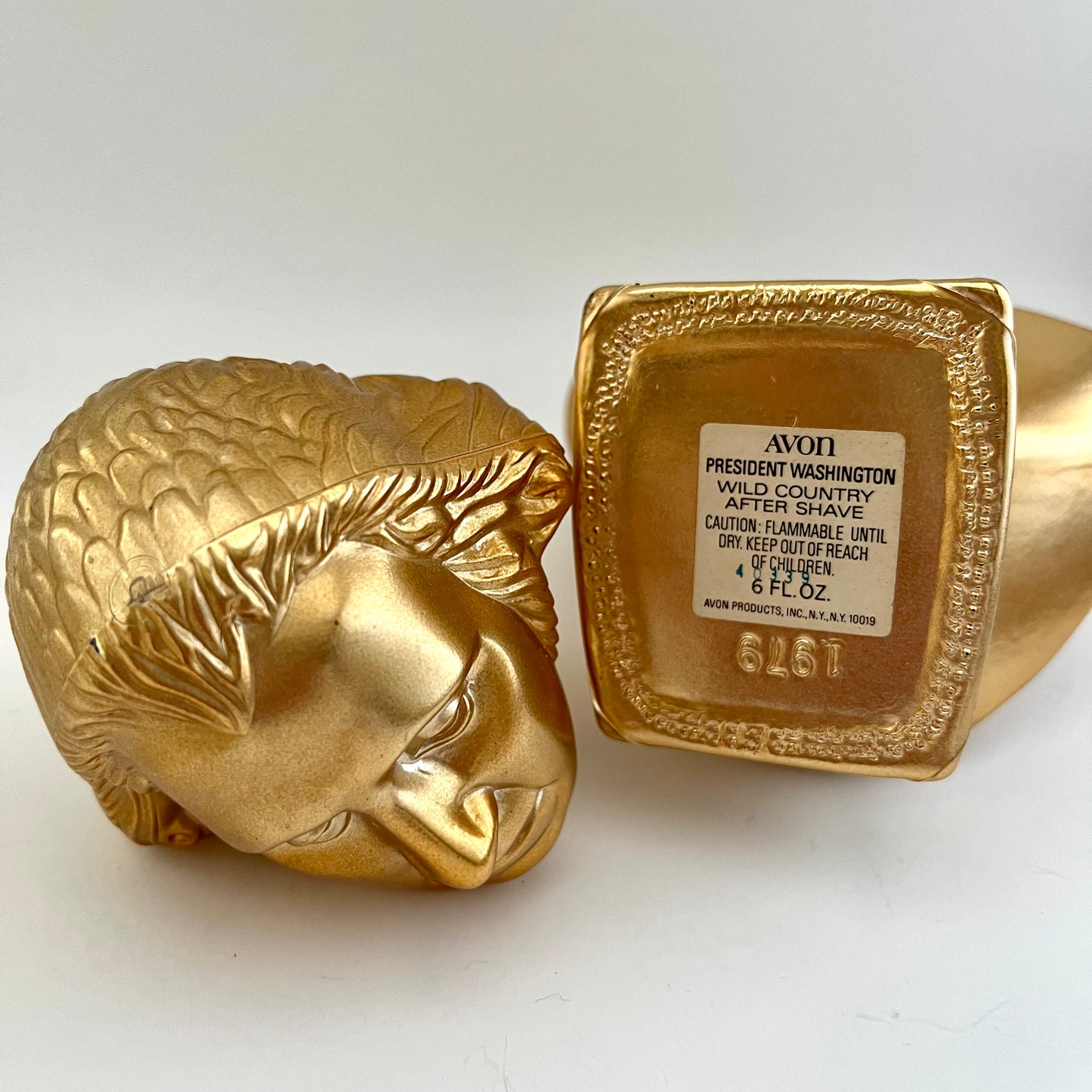 1979 Avon President George Washington Glass Decanter