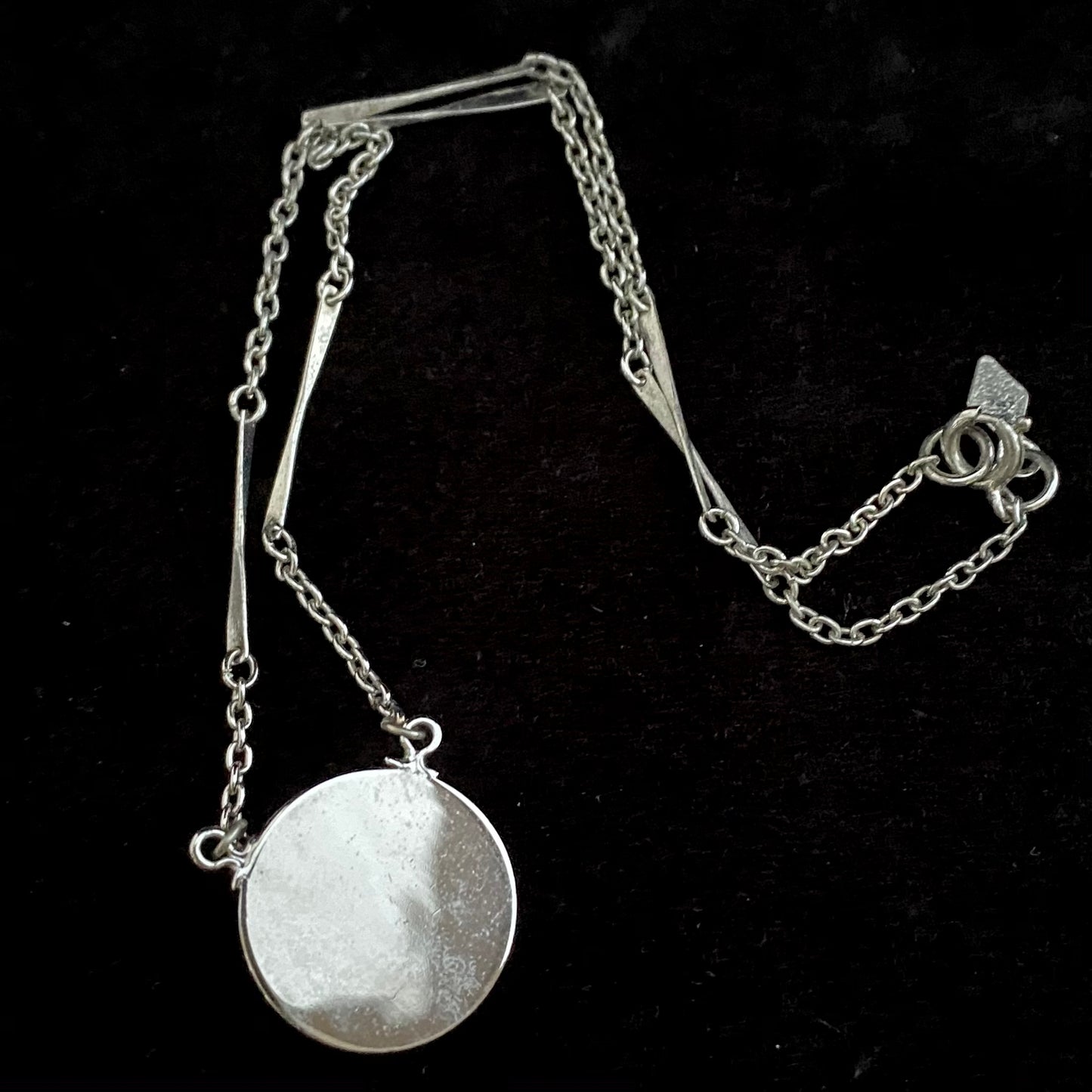 1976 Sarah Coventry Jet Set Necklace