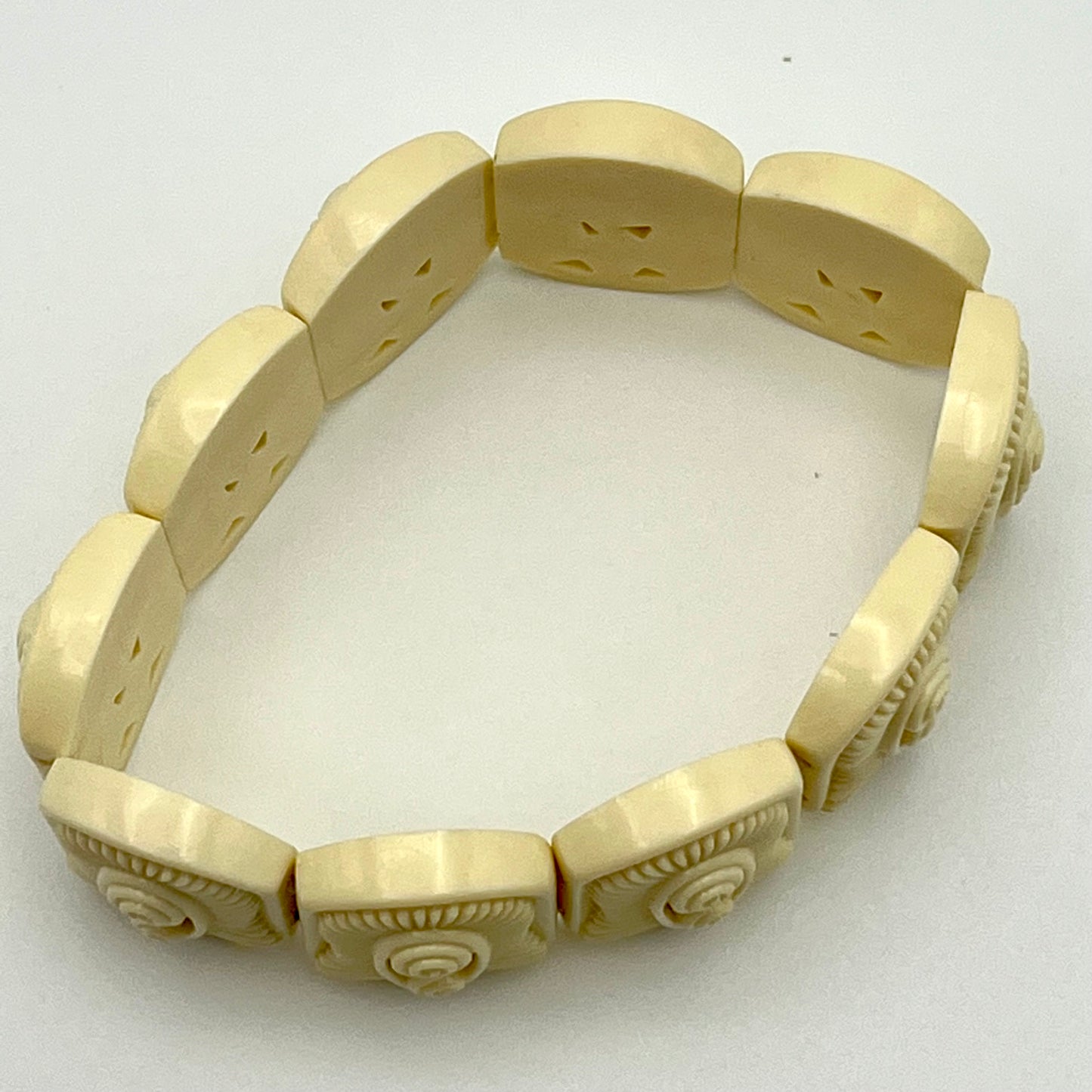 1982 Avon Gracious Tulips Bracelet