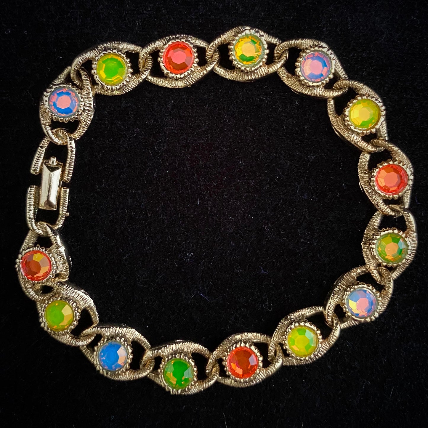 1970 Sarah Coventry Moon-Lites Bracelet
