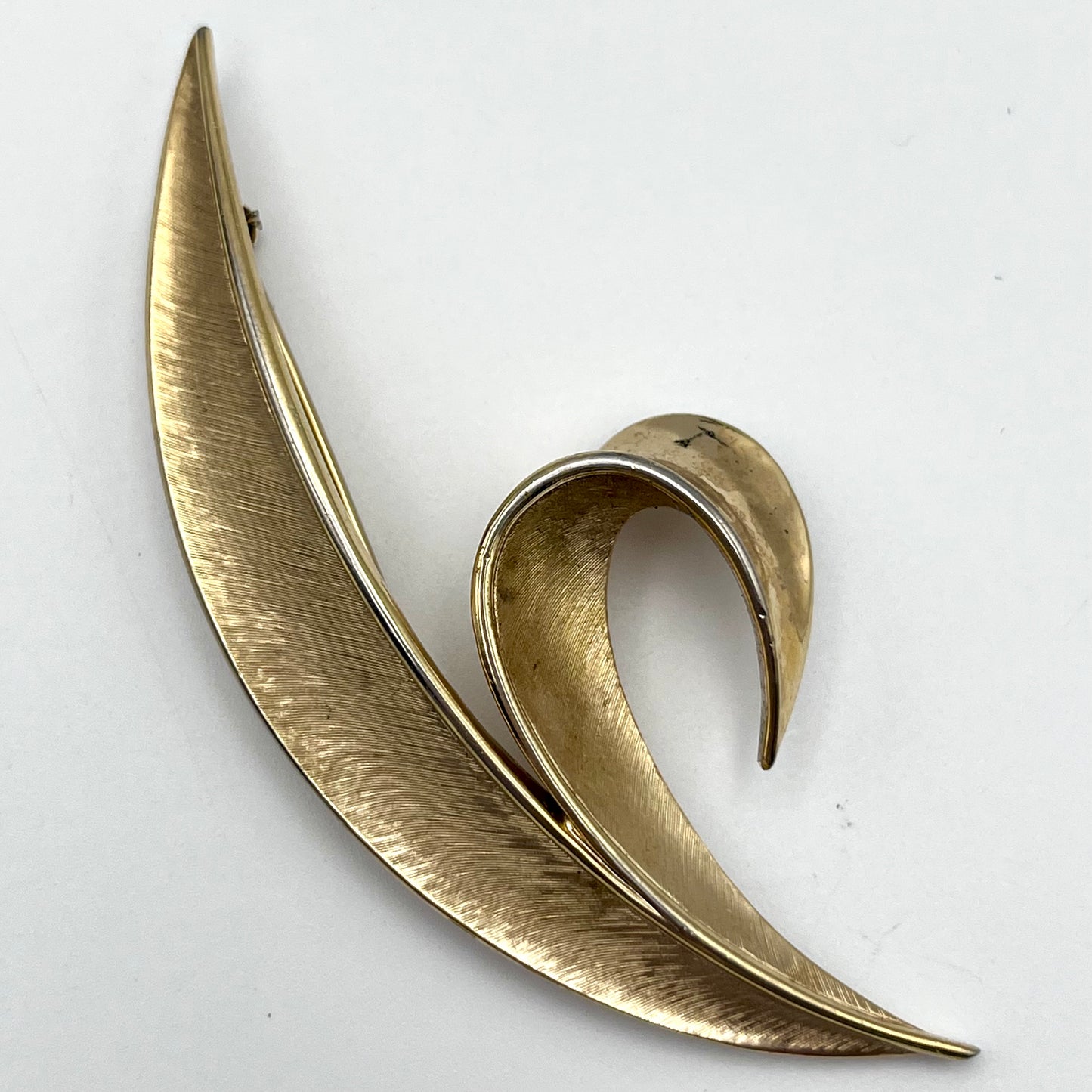 50s/60s Crown Trifari Gold Tone Leaf Brooch