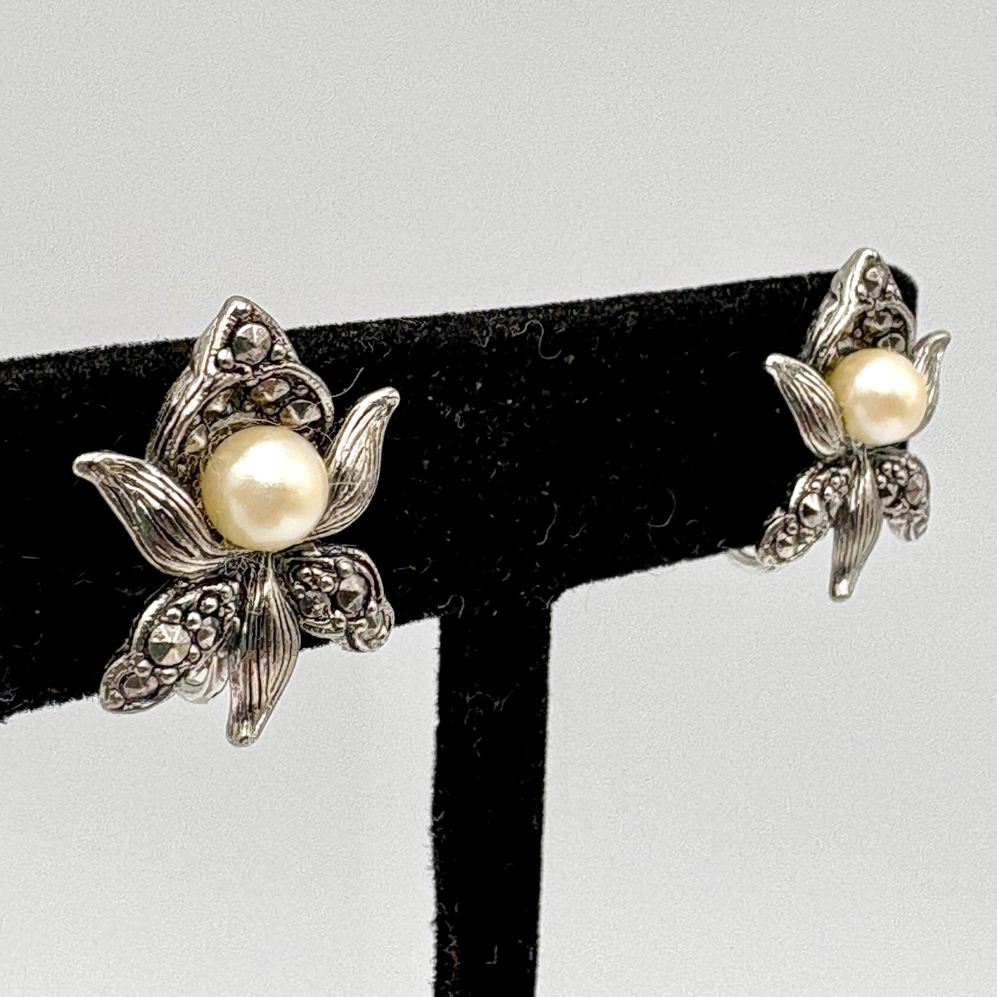 1992 Avon Romantic Blossoms Earrings