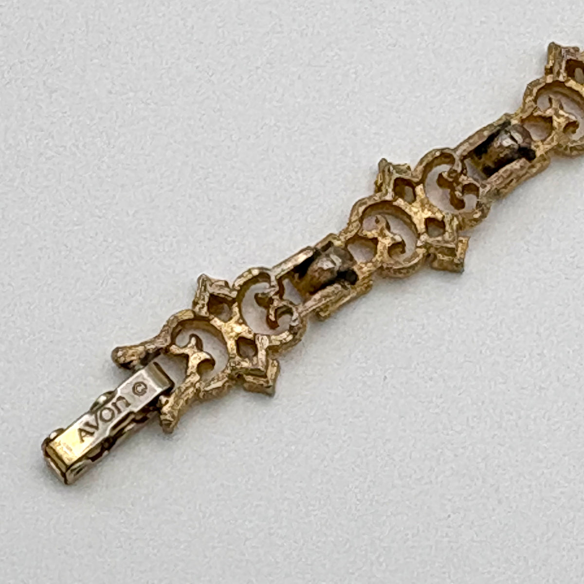1971 Avon Precious Pretenders Bracelet