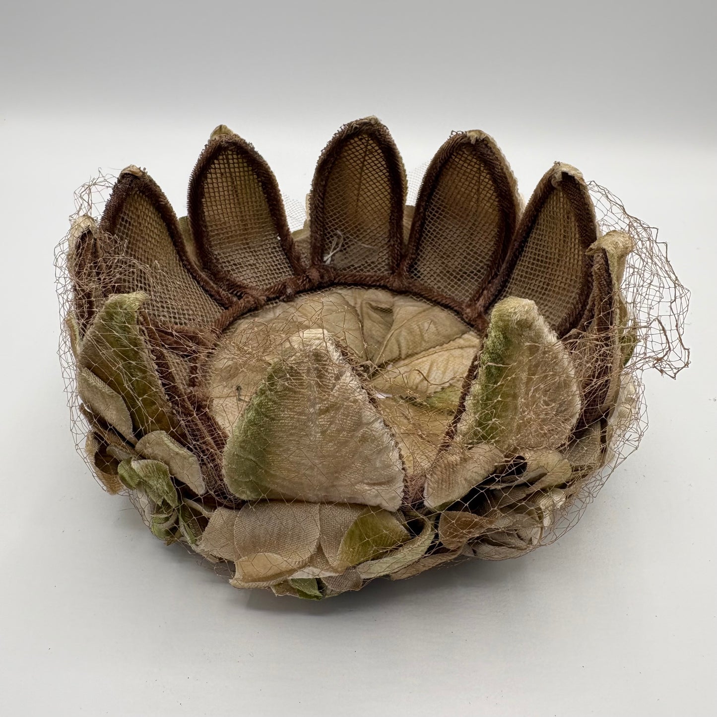 1950s Floral Veiled Half Hat (Juliet Cap)