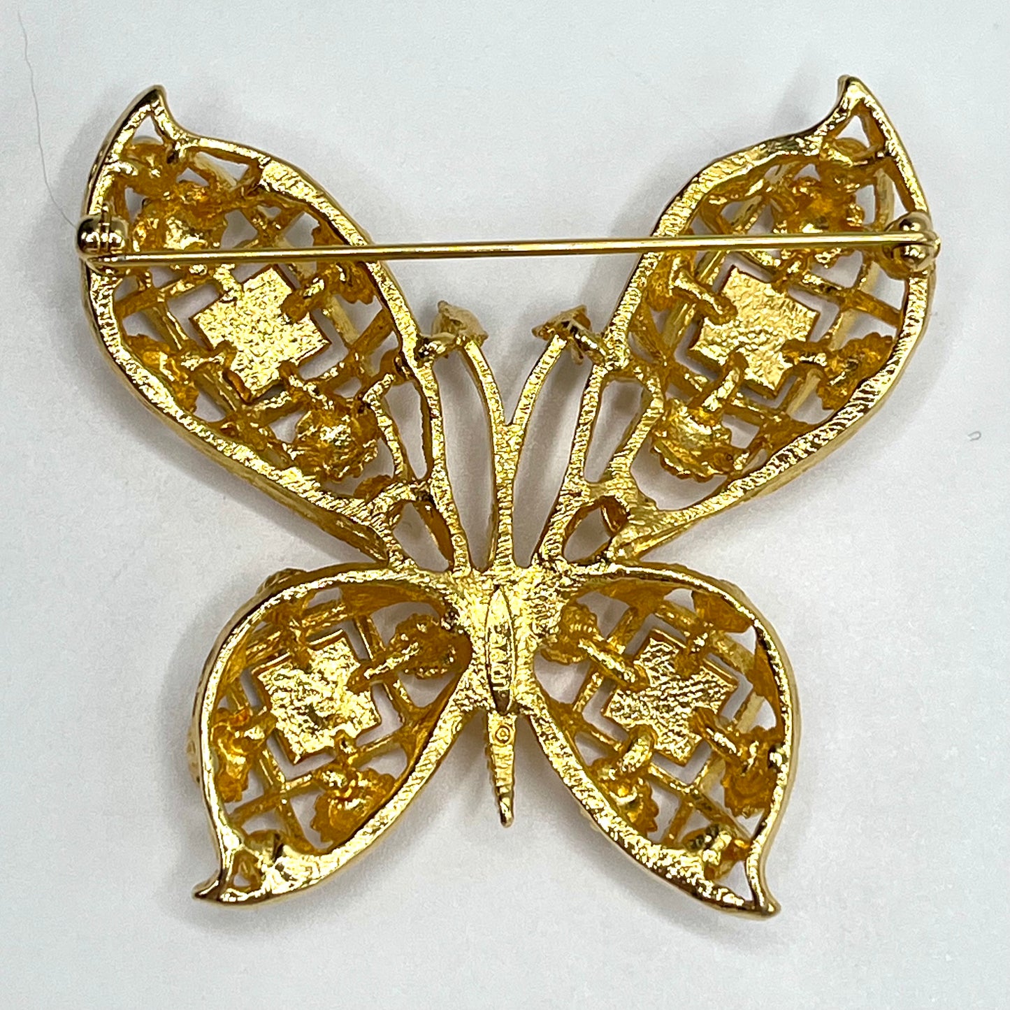 1994 Avon Beautiful Butterfly Brooch