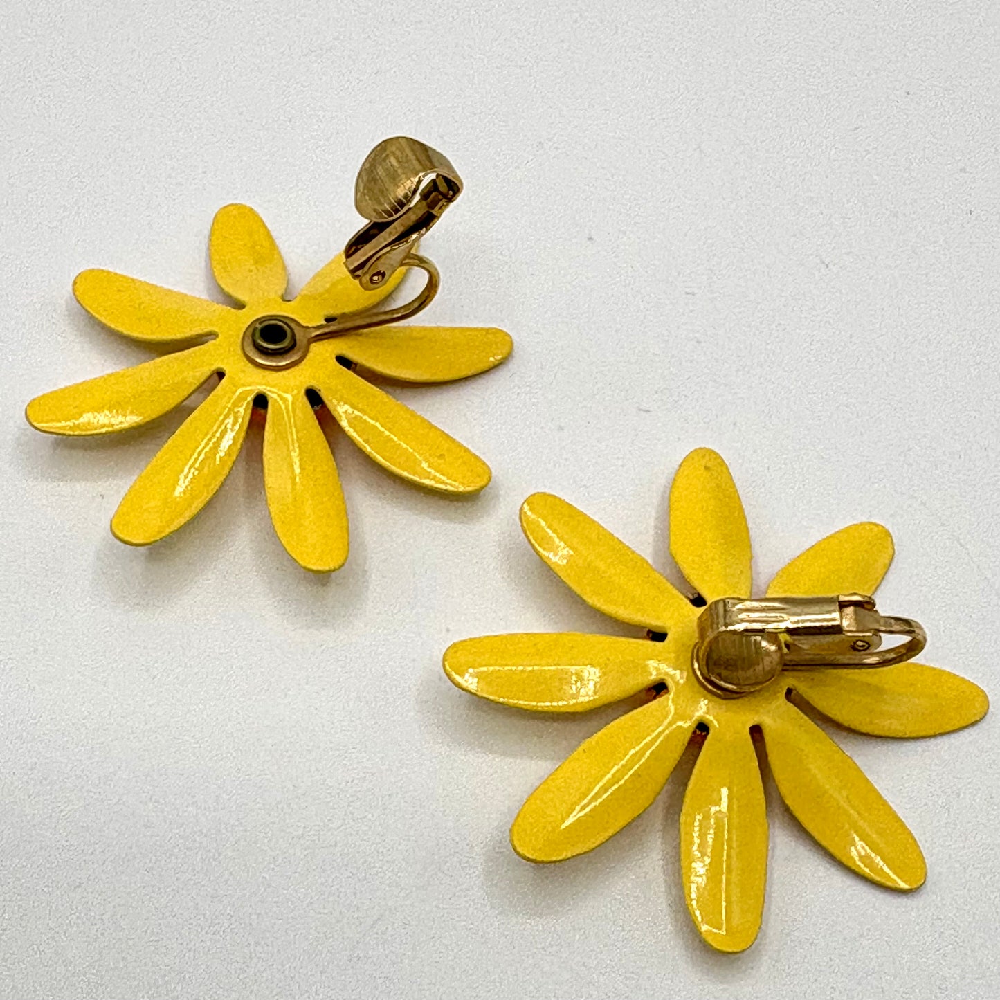 Late 60s / Early 70s Yellow Enamel Daisy Brooch & Earrings