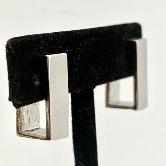 1976 Avon Geometric Earrings