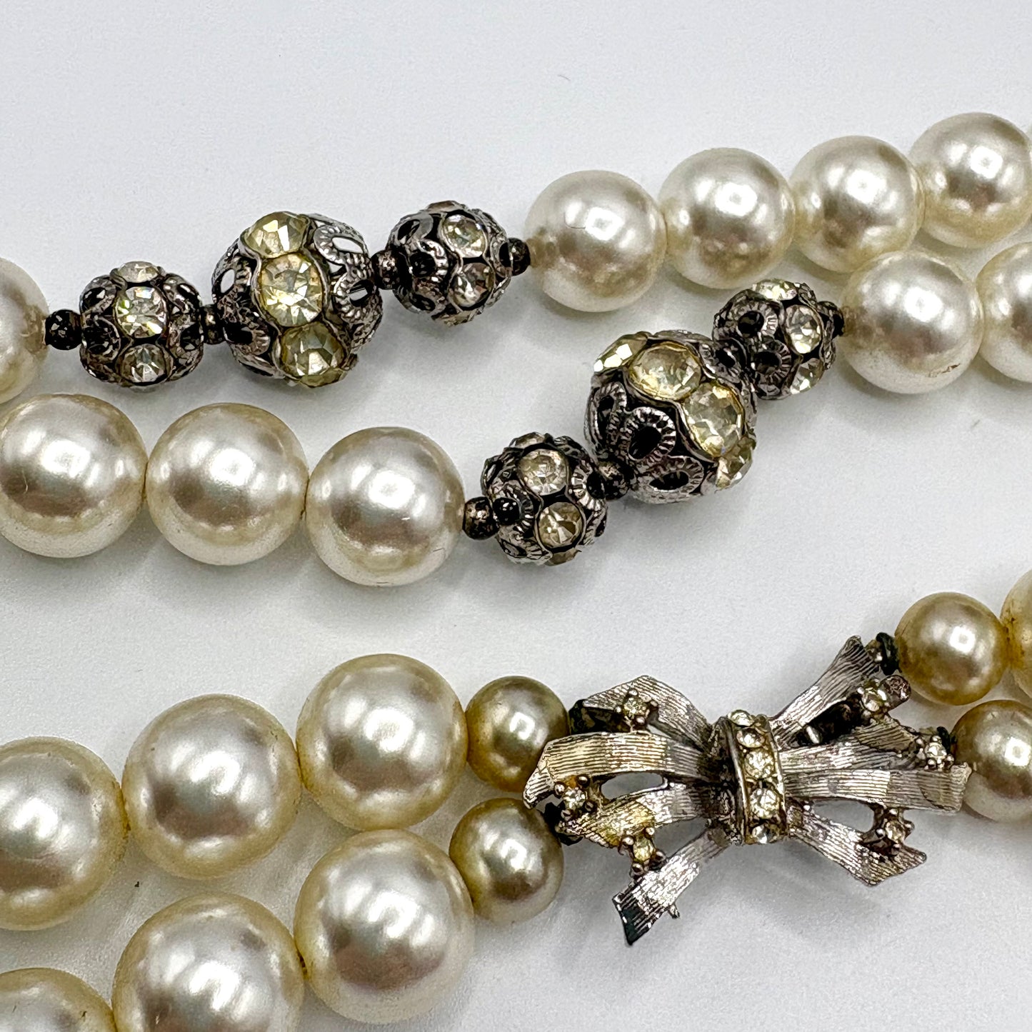 1960s Double Strand Pearl and Rhinestone Bead Necklace