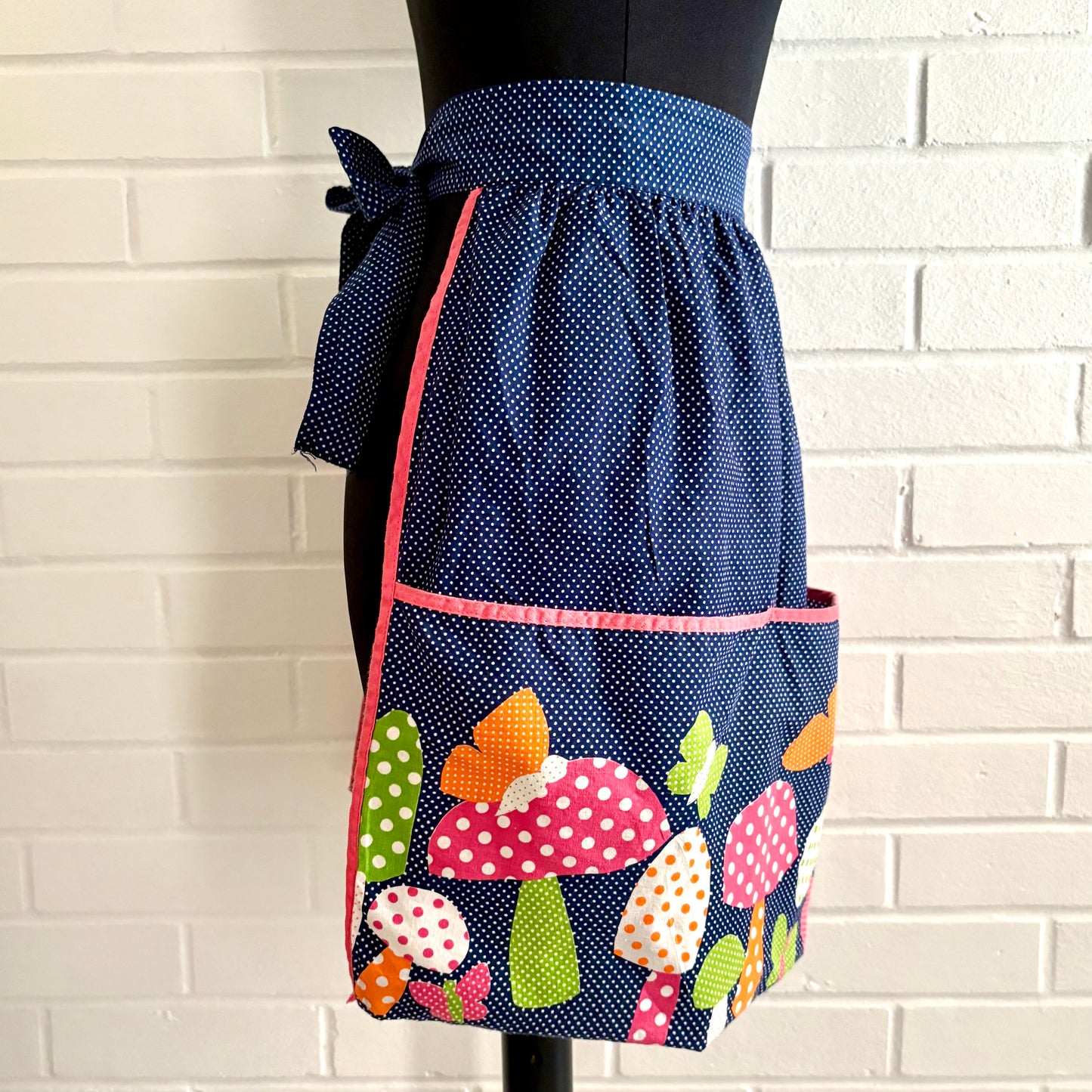 Late 60s/ Early 70s Vintage Apron
