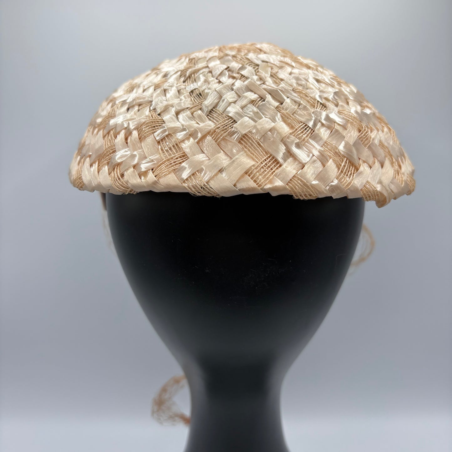 1950s Pink Woven Straw Calot Hat With Veil