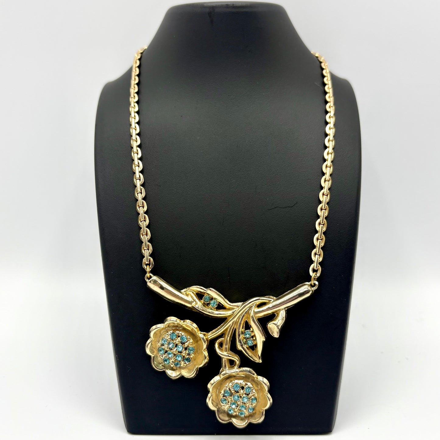 Late 50s/ Early 60s Rhinestone Flower Necklace