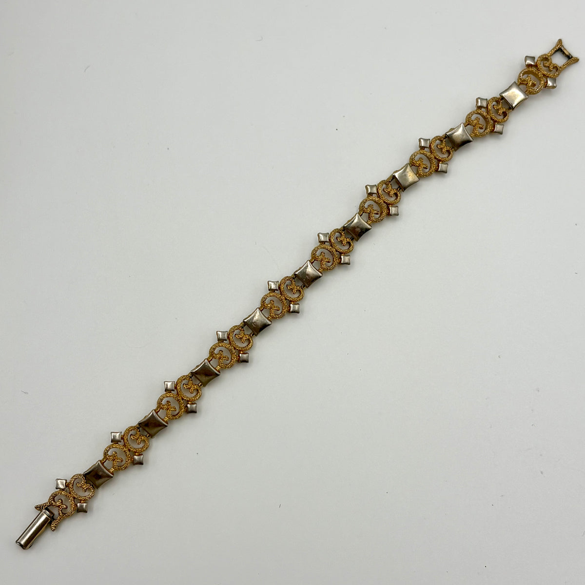 1971 Avon Precious Pretenders Bracelet
