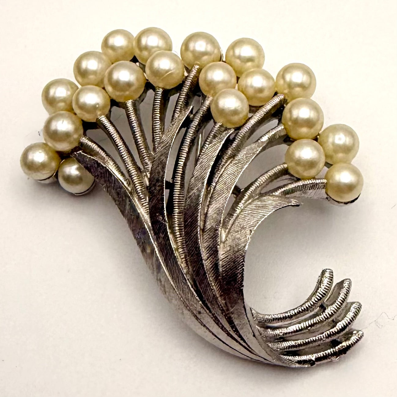 Late 50s/ Early 60s Trifari Pearl Brooch