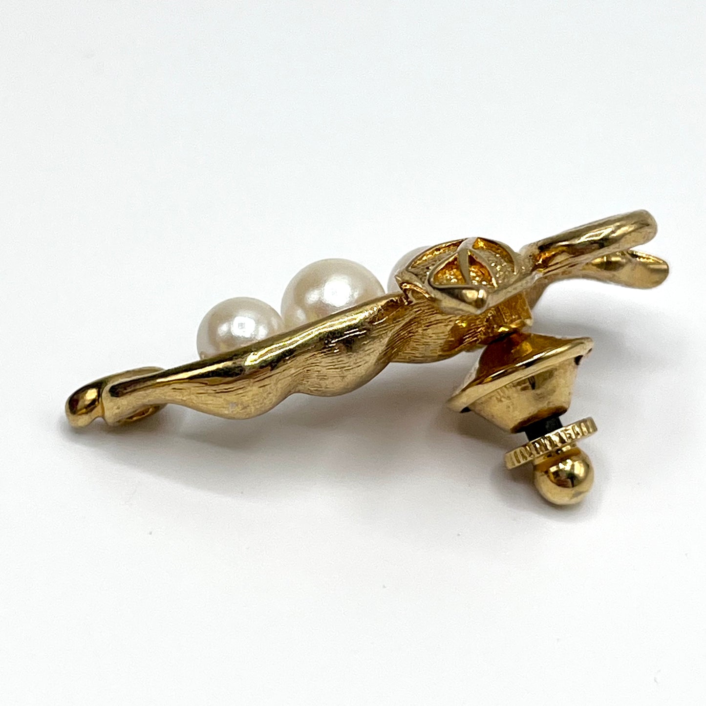 1990 Avon American Harvest Pea Pin
