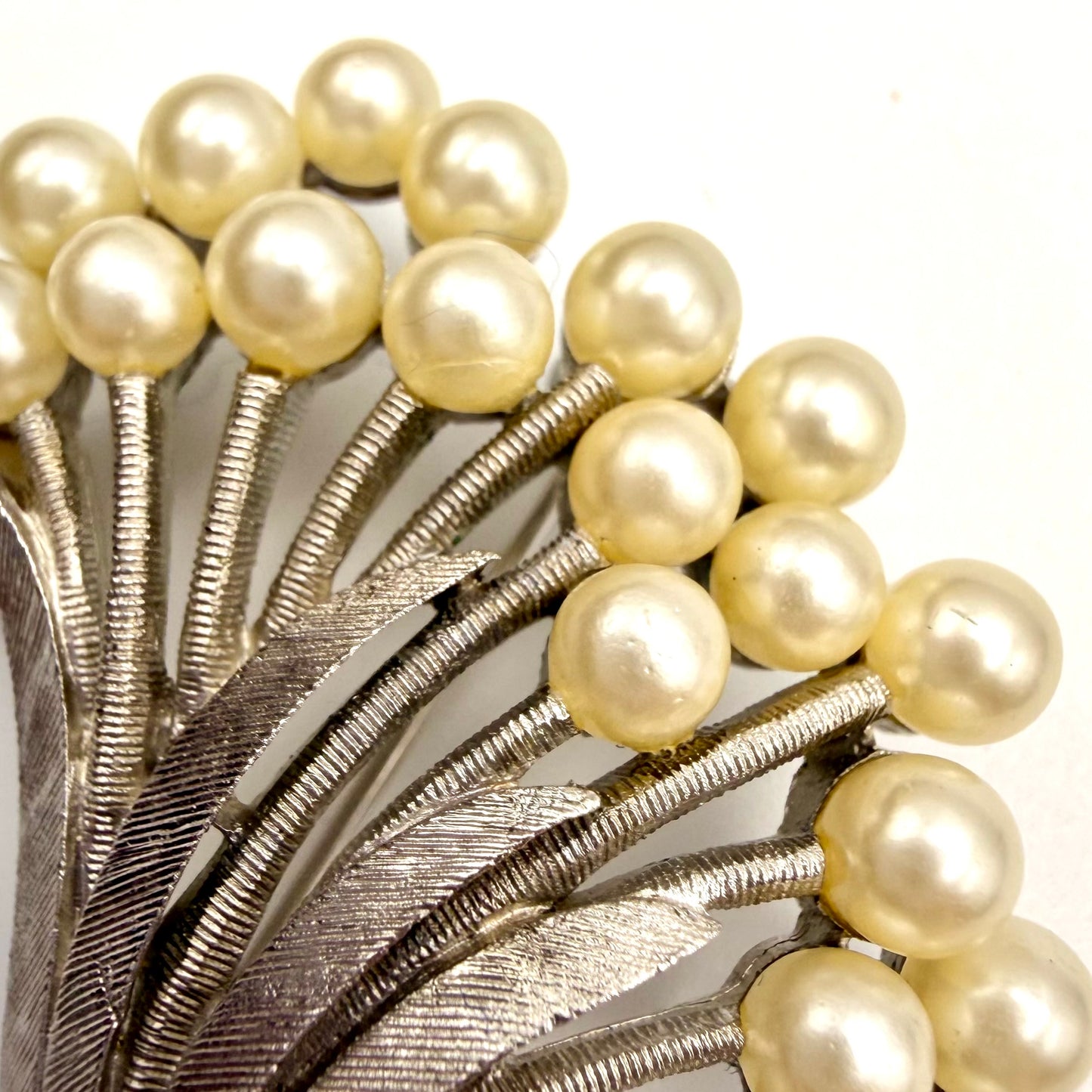 Late 50s/ Early 60s Trifari Pearl Brooch