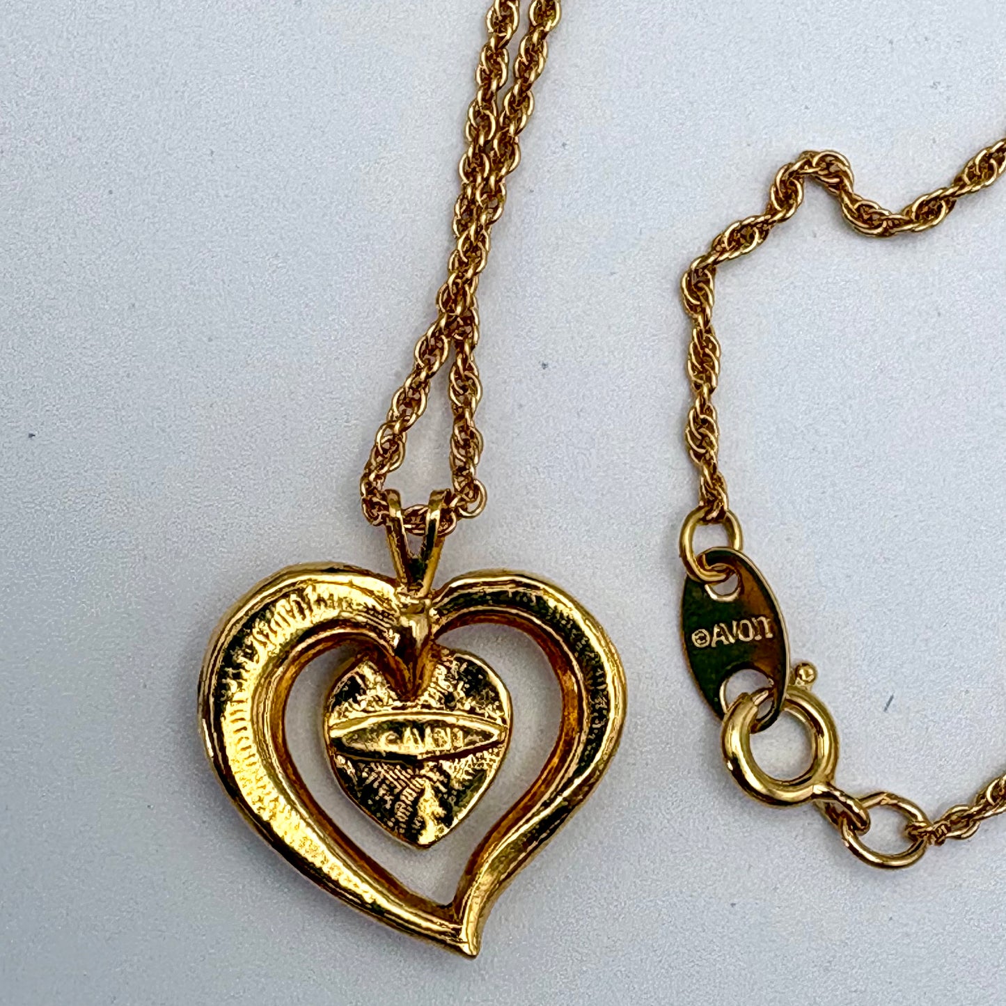 1990 Avon Genuine Onyx Pendant Necklace