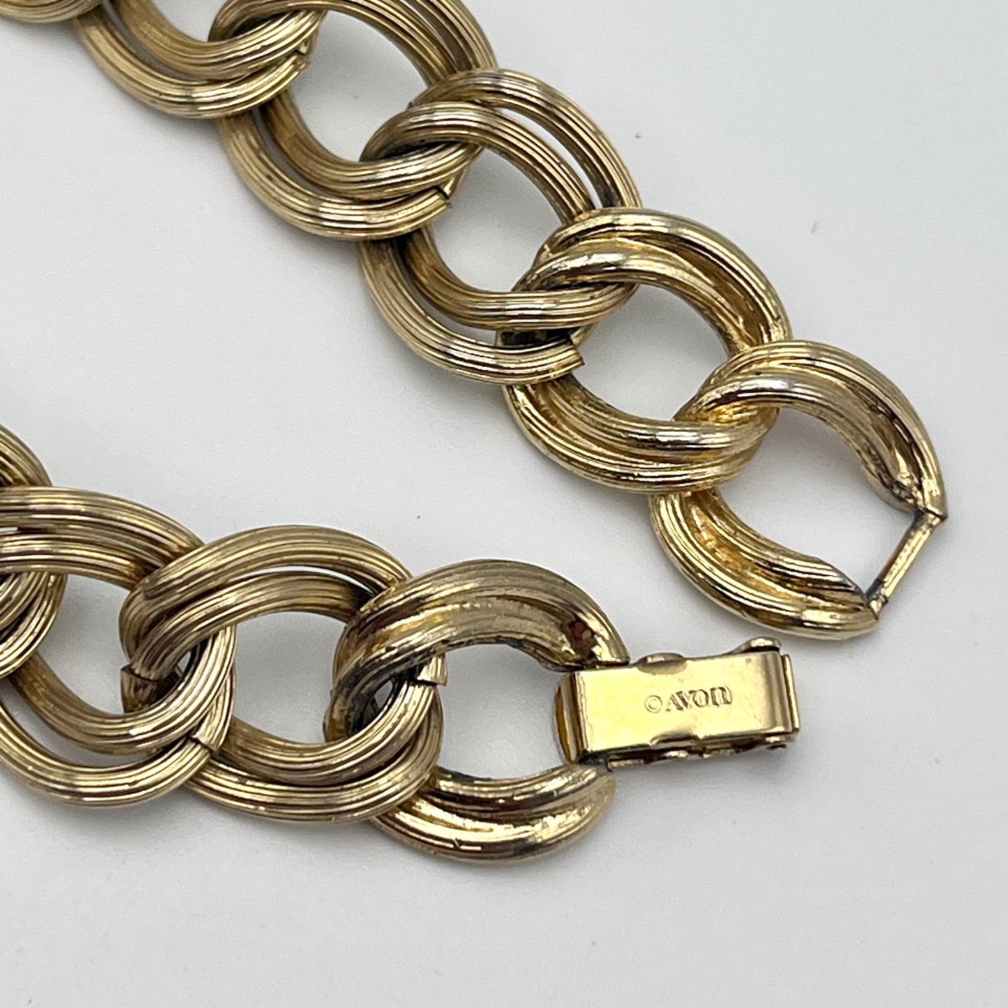 1981 Avon Textured Link Bracelet