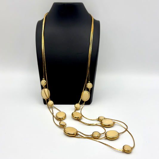1995 Avon Tailored Classic Necklace
