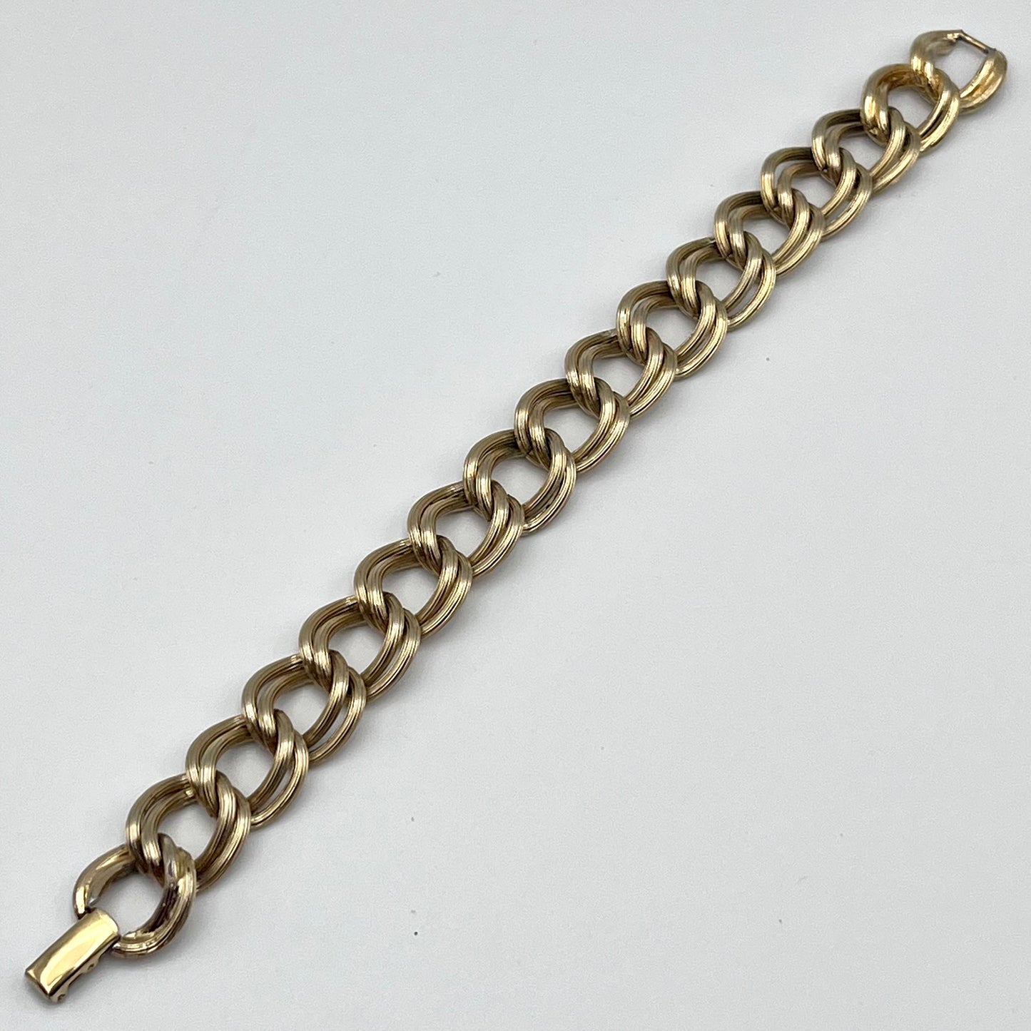 1981 Avon Textured Link Bracelet