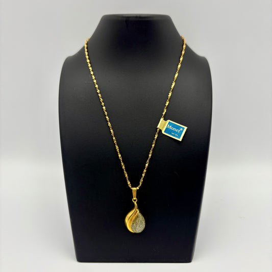 60s/70s Monet Necklace With The Original Tags!