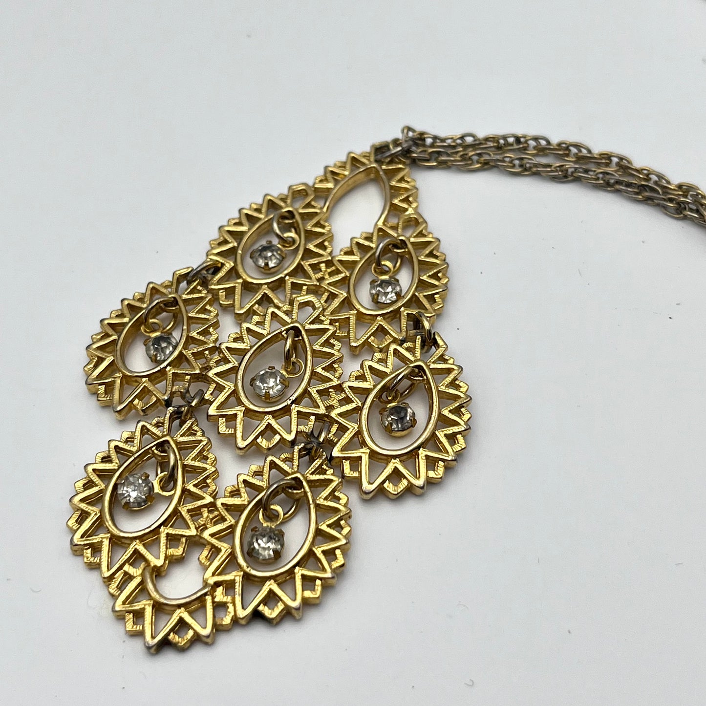 Late 60s/ Early 70s Pendant Necklace