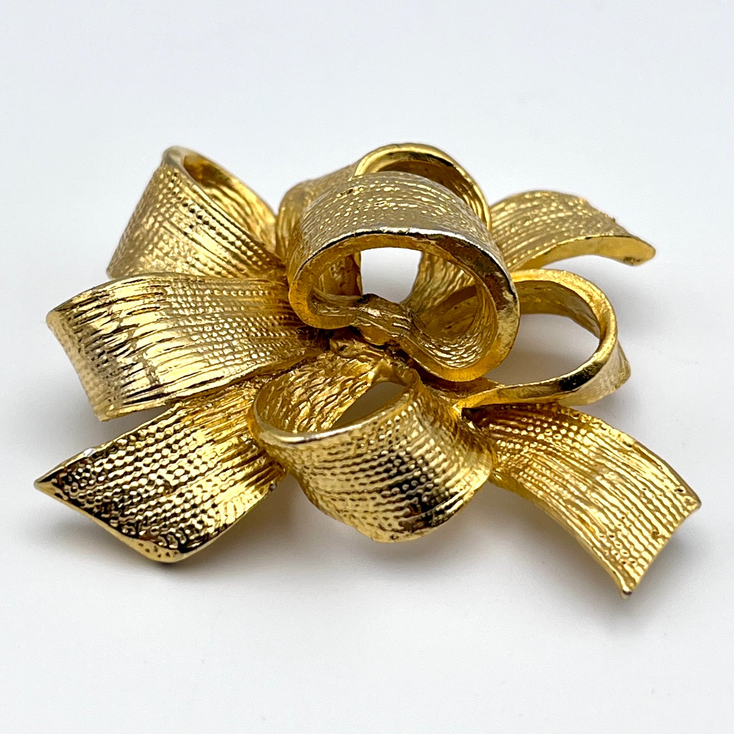 1980s Made in the USA Bow Brooch