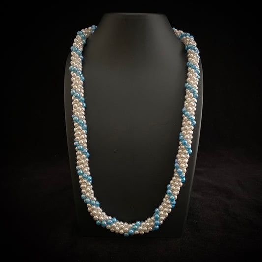 1960s Faux Pearl & Bead Woven Necklace