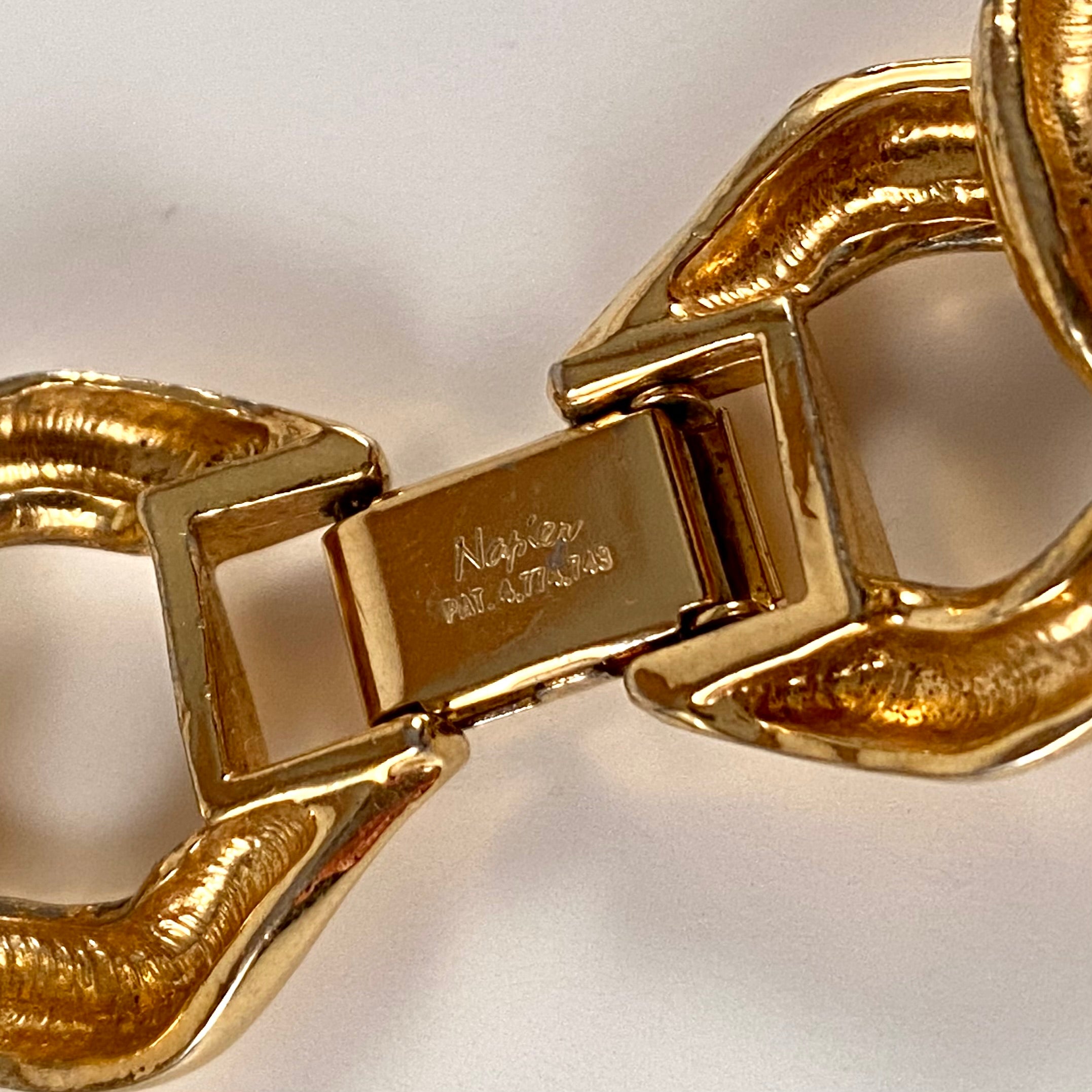 New Vintage Designer Signed Signed Napier Unique Gold Plated Necklace.