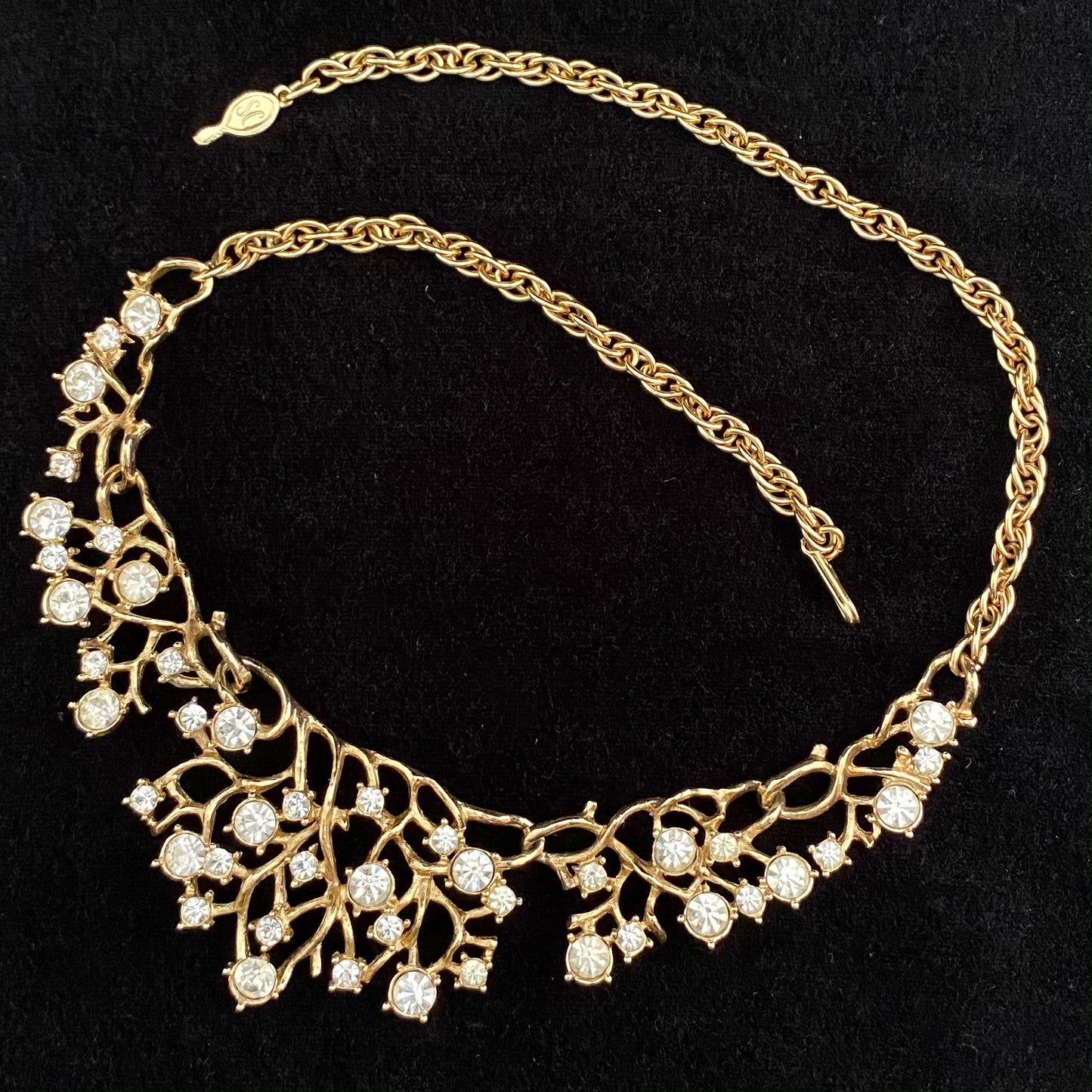 1964 Sarah Coventry Contessa Necklace