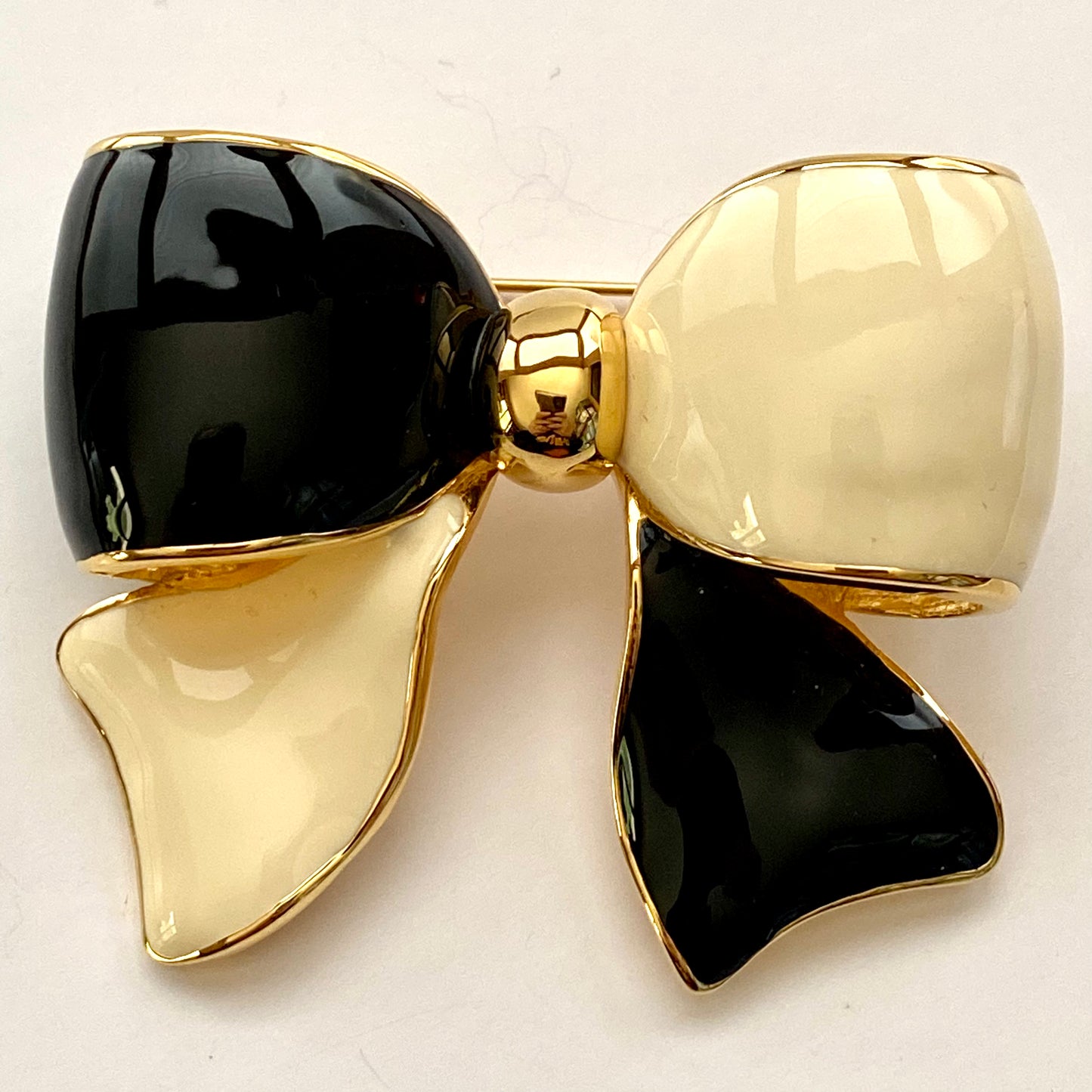 2000s Joan Rivers Bow Brooch