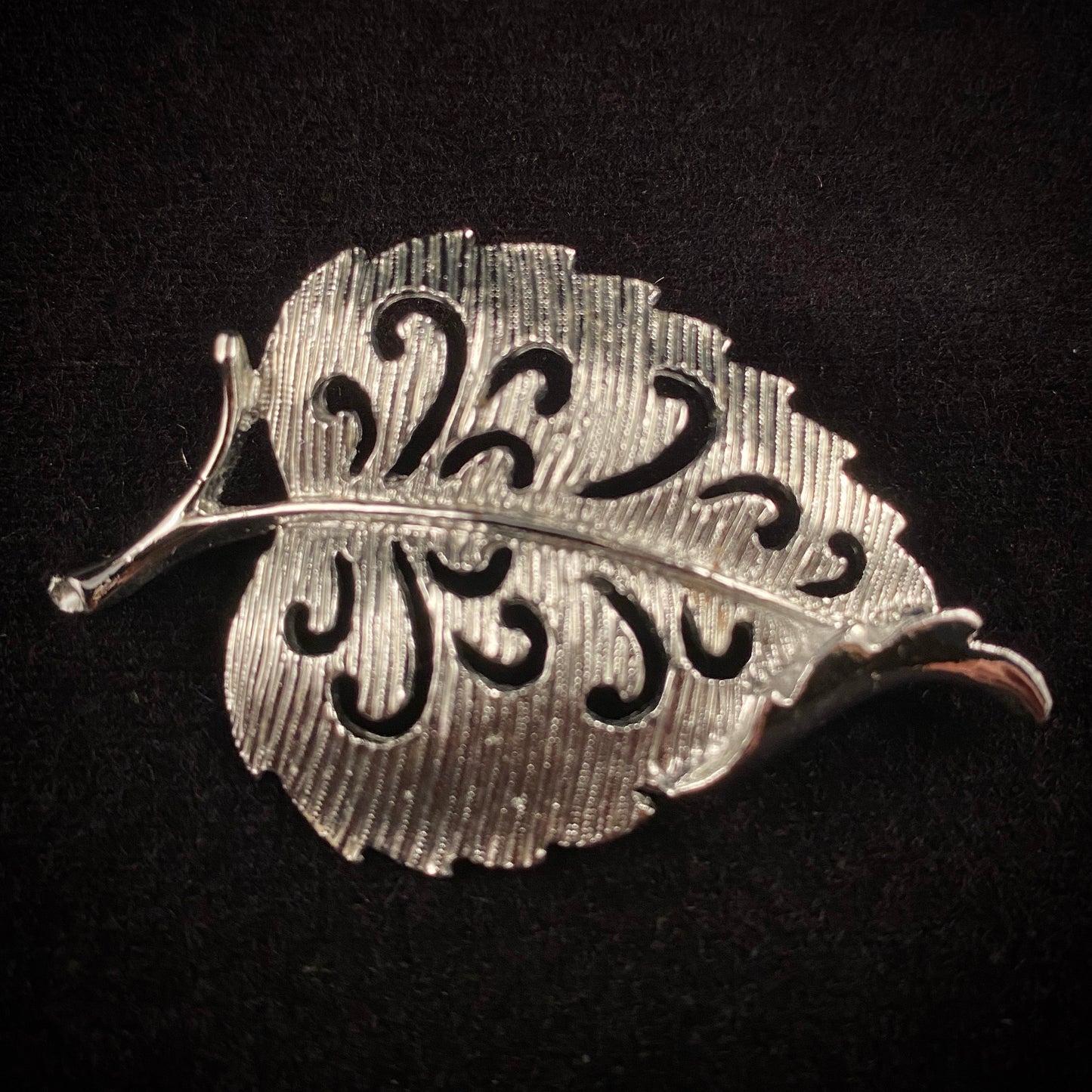 Late 50s/ Early 60s Gerry's Silver Leaf Brooch - Retro Kandy Vintage