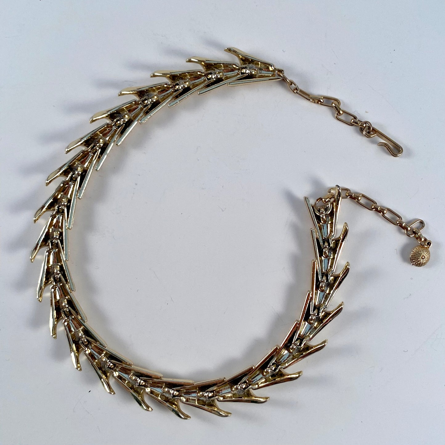 Late 50s/ Early 60s Light Gold-Tone Choker Necklace