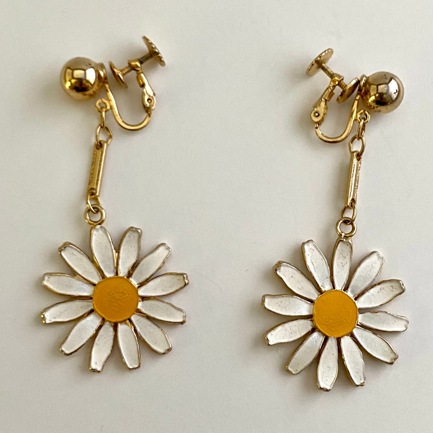 Late 60s/ Early 70s Accessocraft N.Y.C Daisy Enamel Earrings