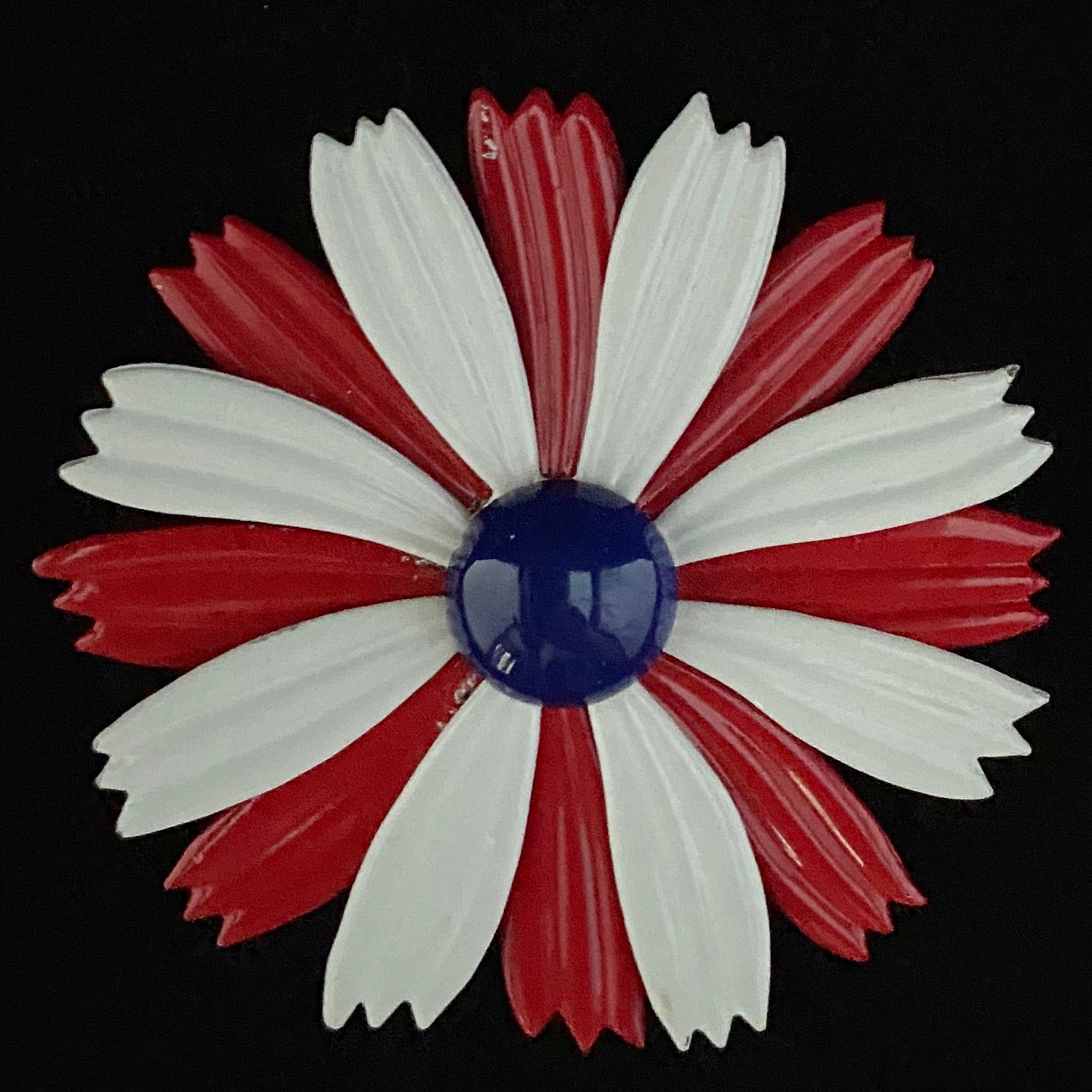 Late 60s/ Early 70s Large Enamel Flower Brooch - Retro Kandy Vintage