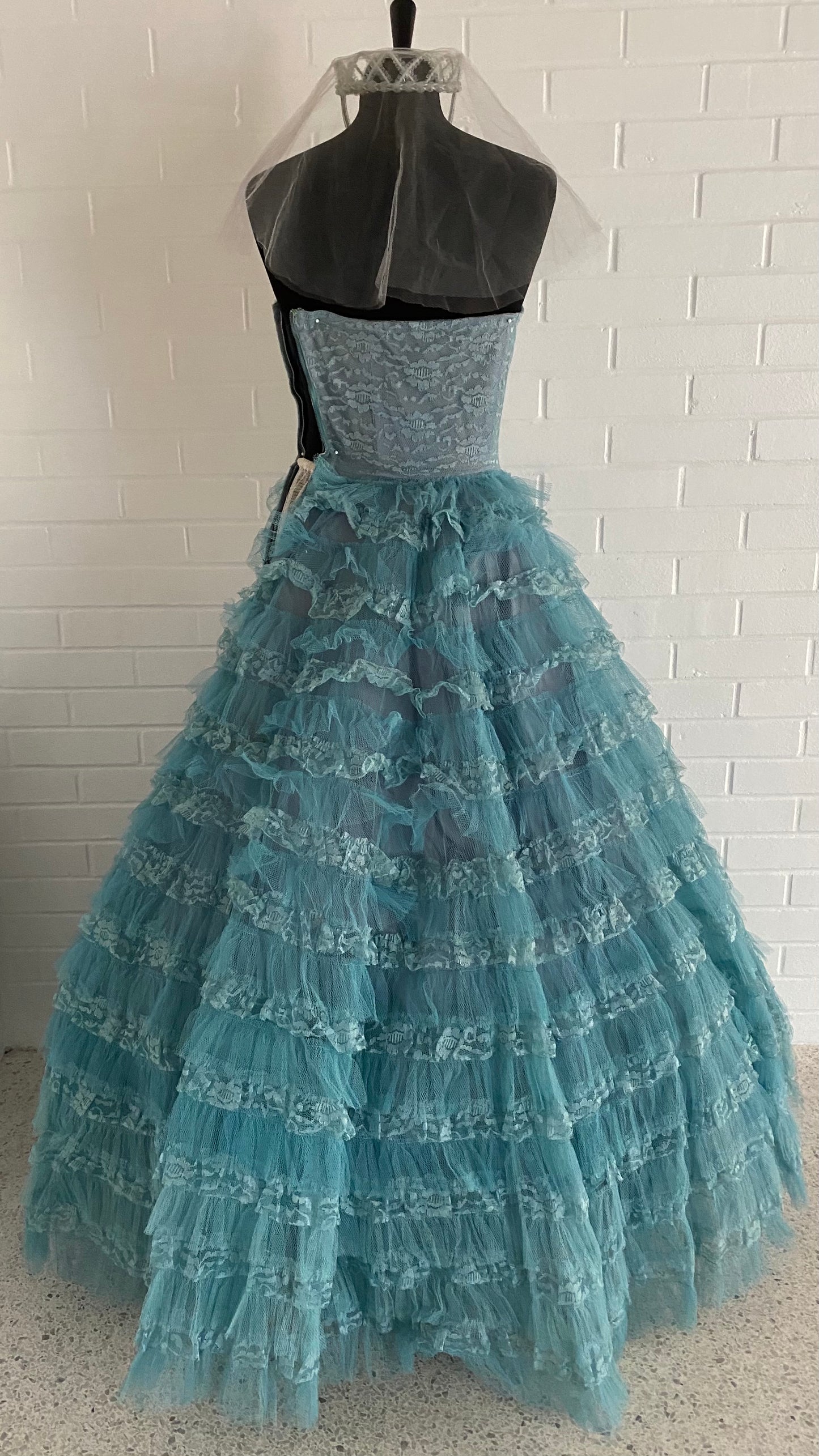 Late 50s/ Early 60s Tulle Strapless Formal Dress