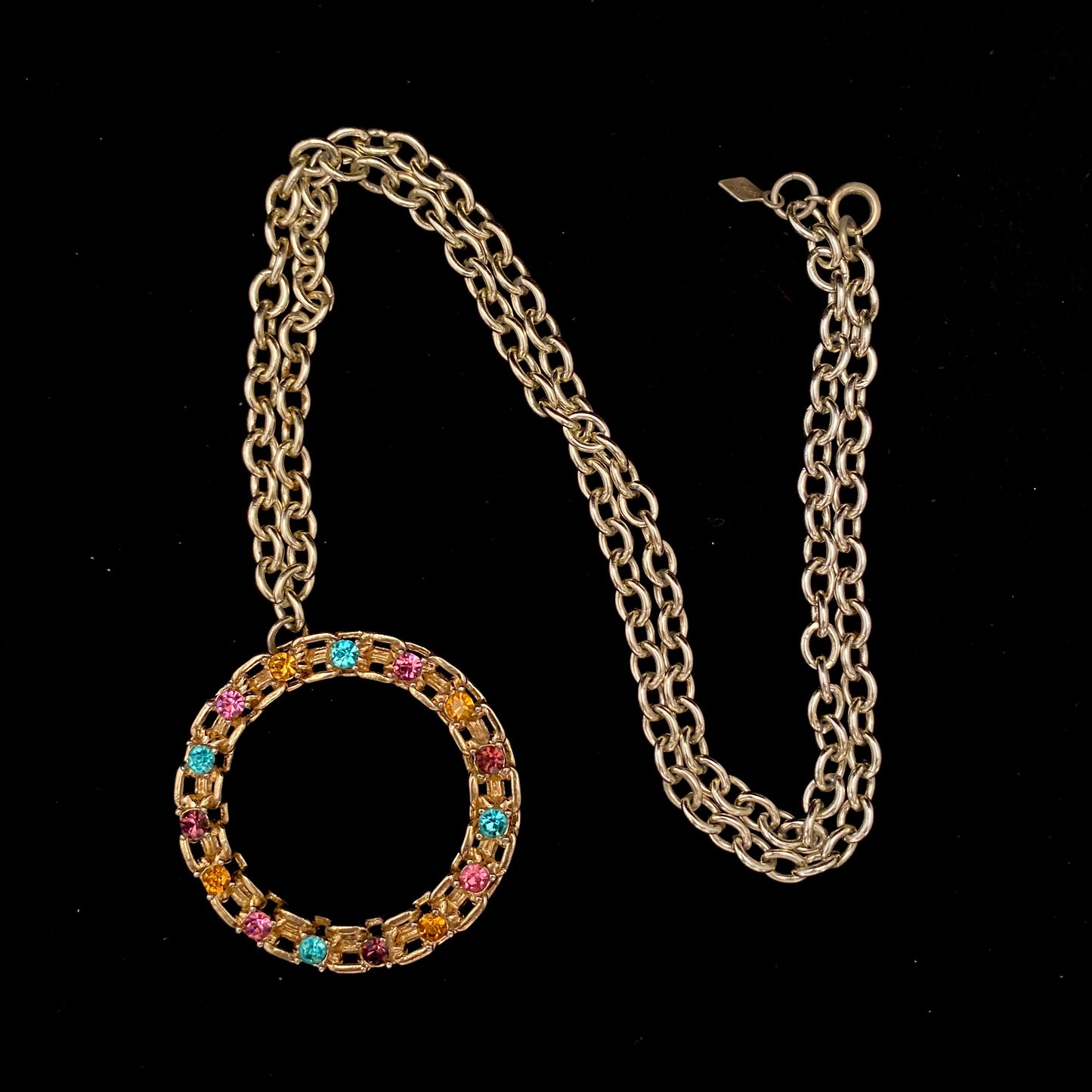 1974 Sarah Coventry Piccadilly Circle Necklace