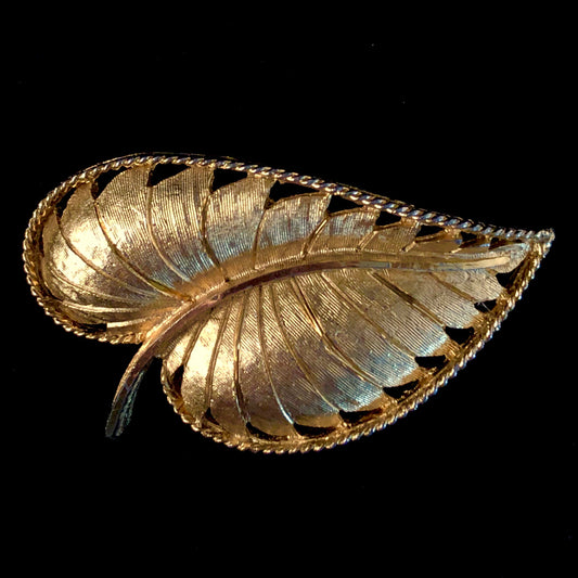 1960s BSK Gold-Tone Leaf Brooch - Retro Kandy Vintage