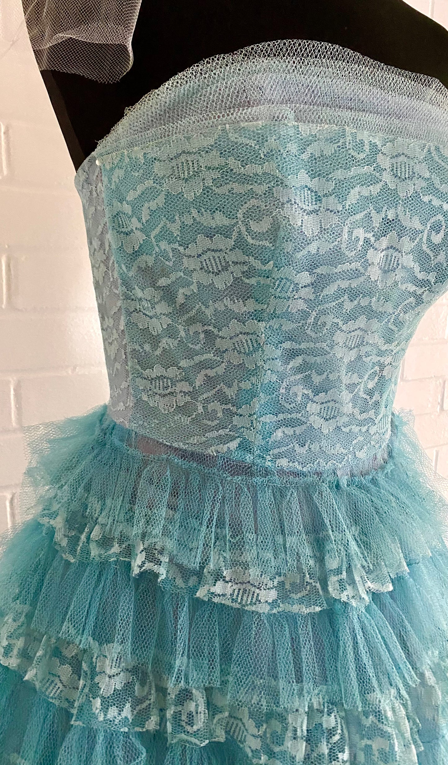 Late 50s/ Early 60s Tulle Strapless Formal Dress