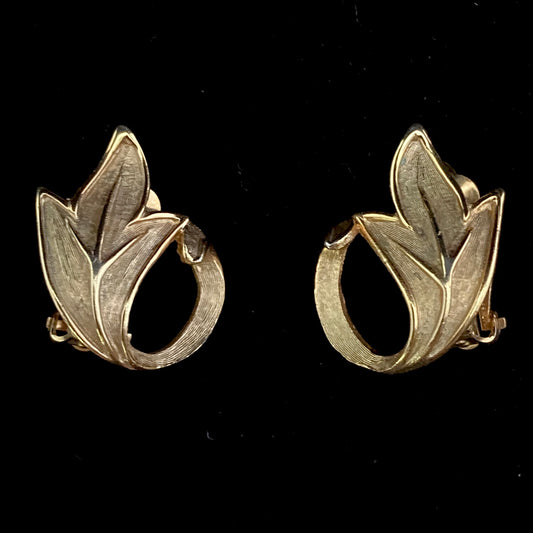 1960s Pastelli Gold Abstract Leaf Earrings - Retro Kandy Vintage
