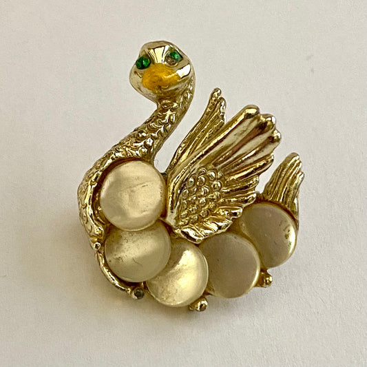 Late 50s/ Early 60s Swan Brooch