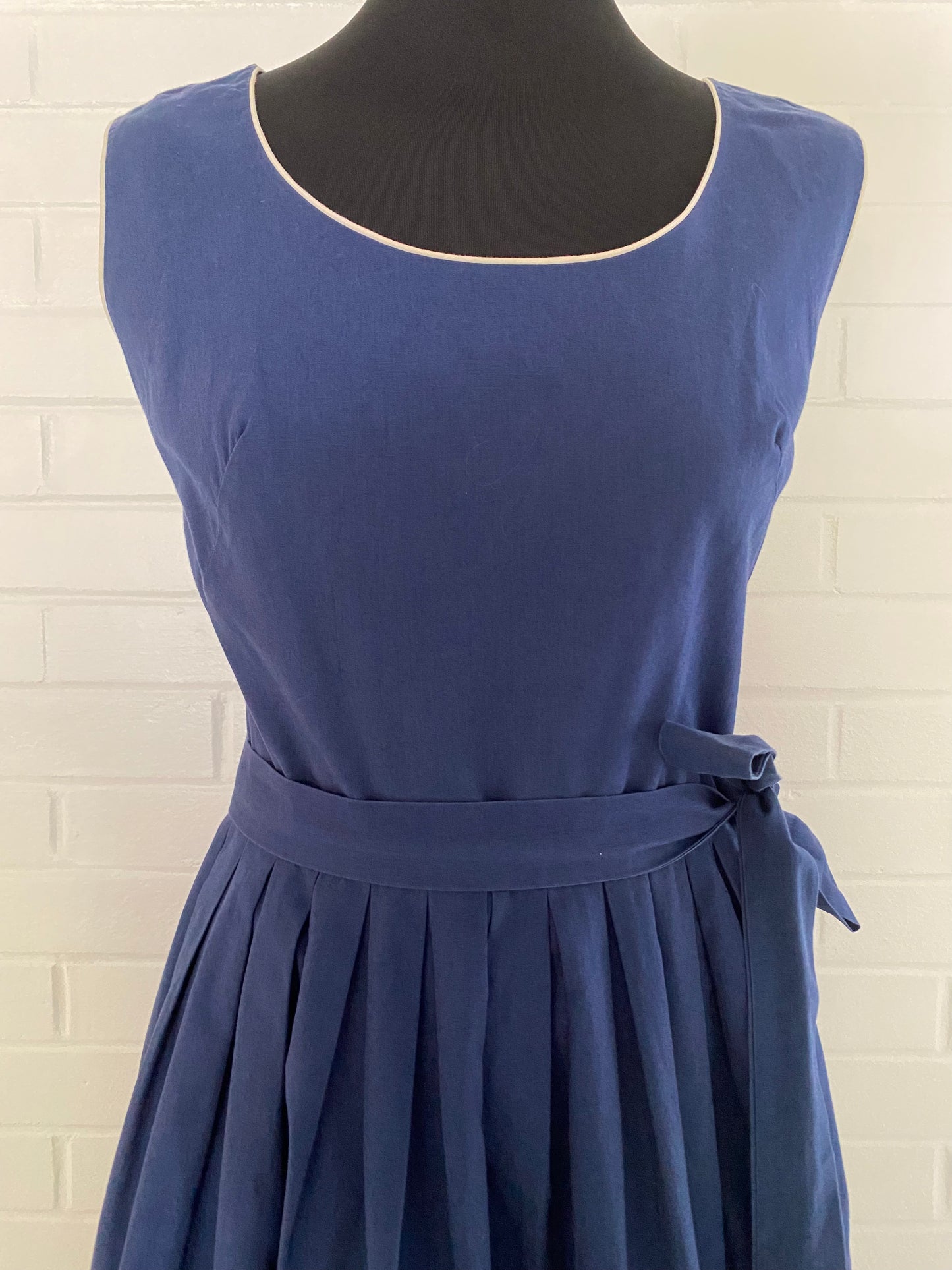 1950s Swirl Apron Dress