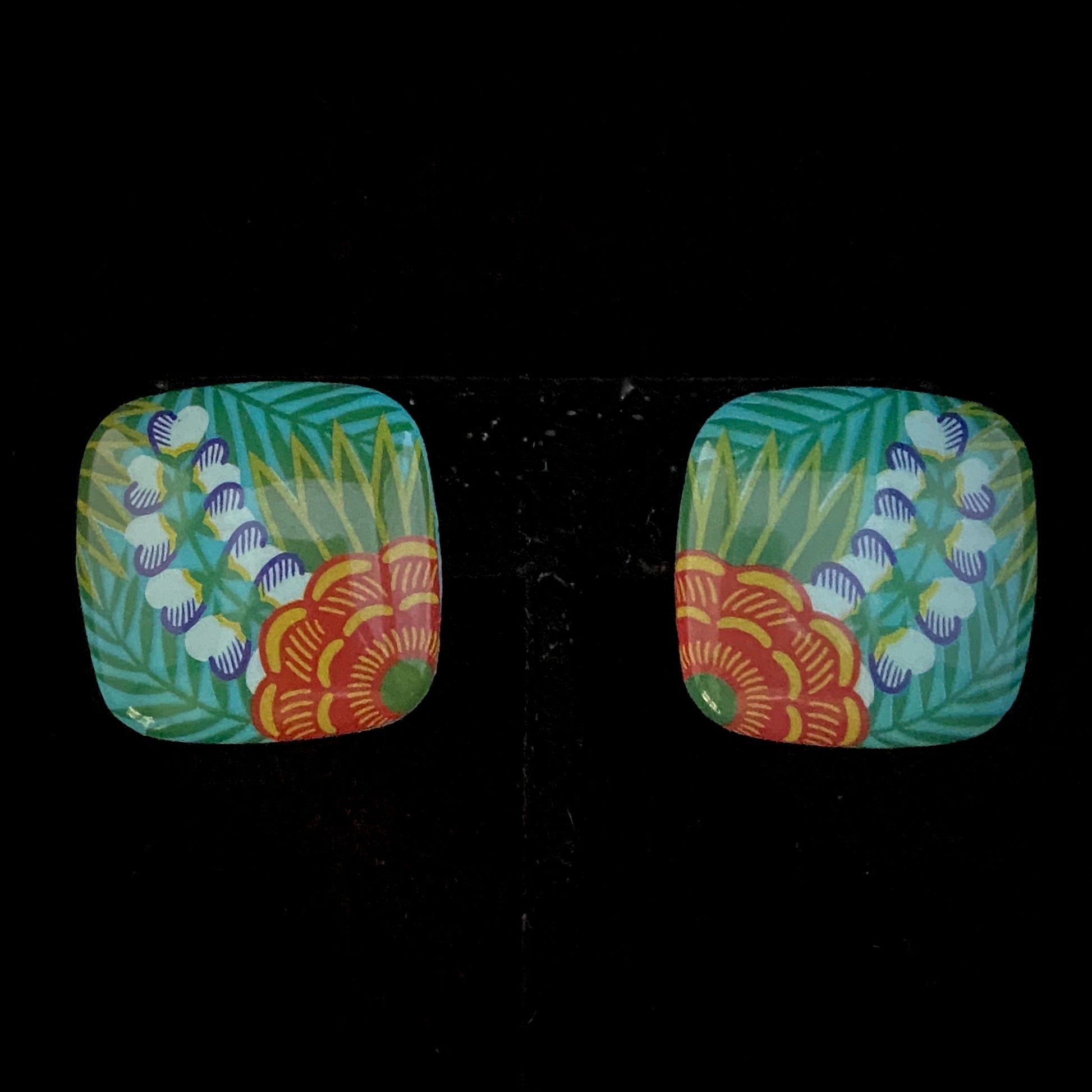 1987 Avon Tropical Beauty Earrings - Retro Kandy Vintage
