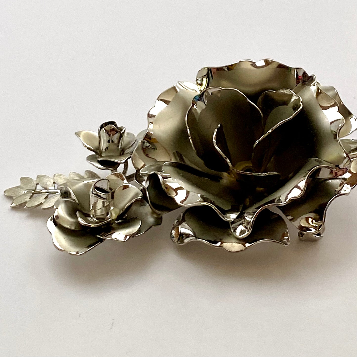 1960s Silver-Tone Flower Brooch