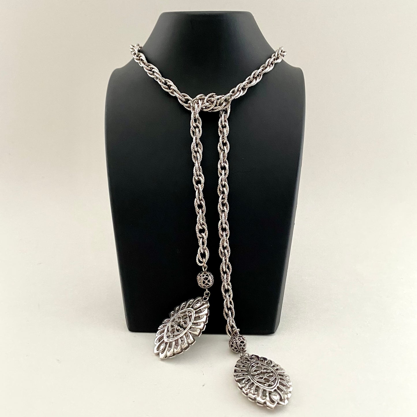 Late 60s/ Early 70s Lariat Chain Necklace