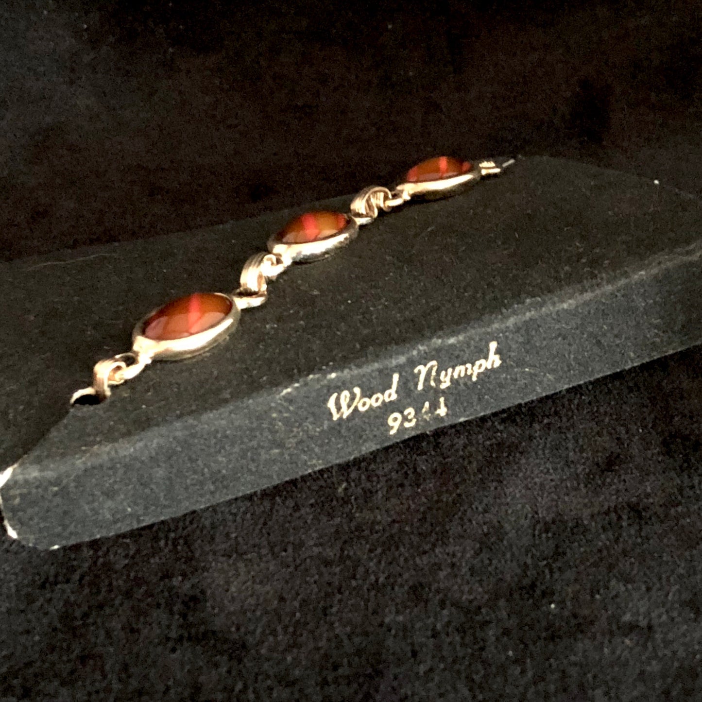 1970 Avon Wood Nymph Bracelet - Retro Kandy Vintage