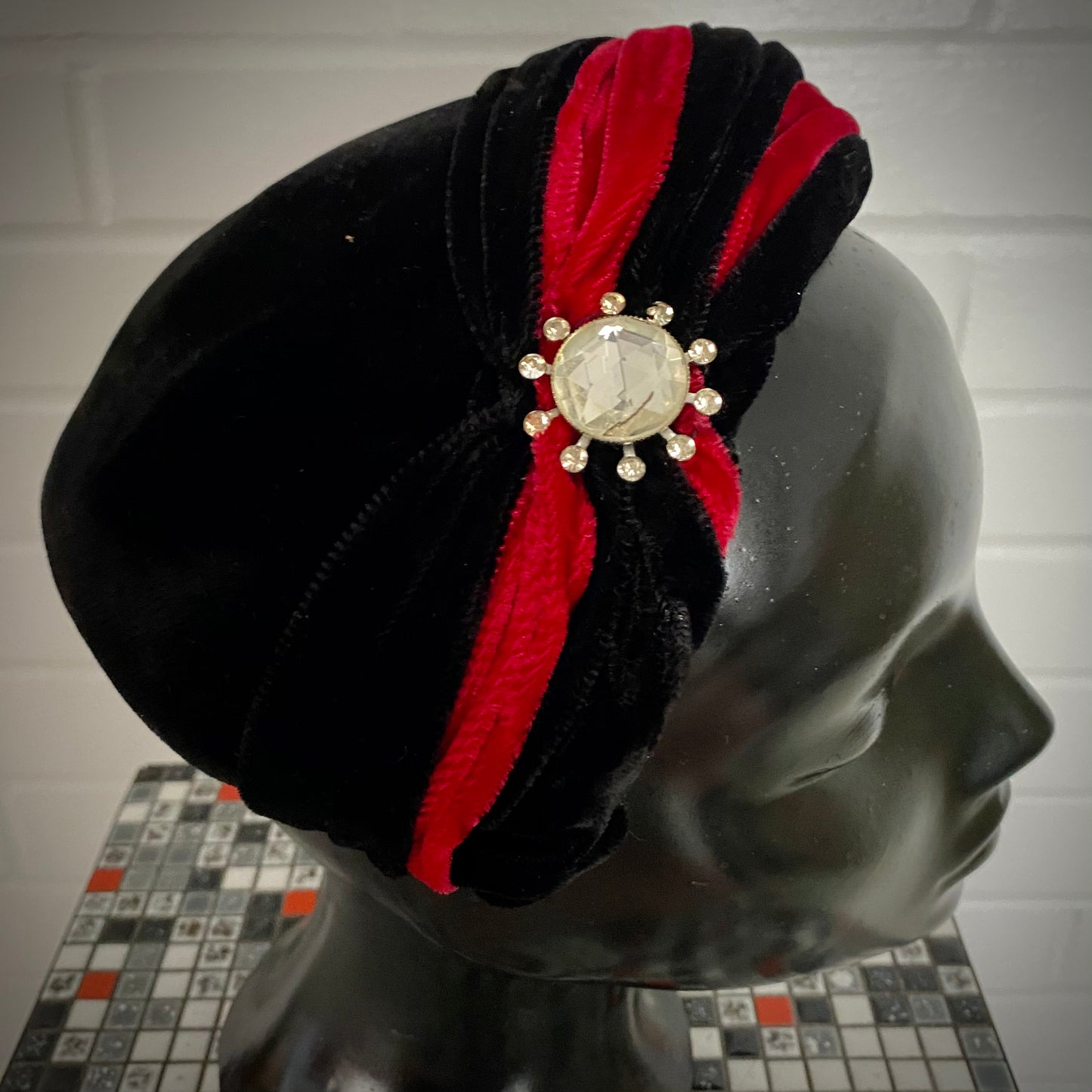 1950s Black & Red Velvet Calot Hat