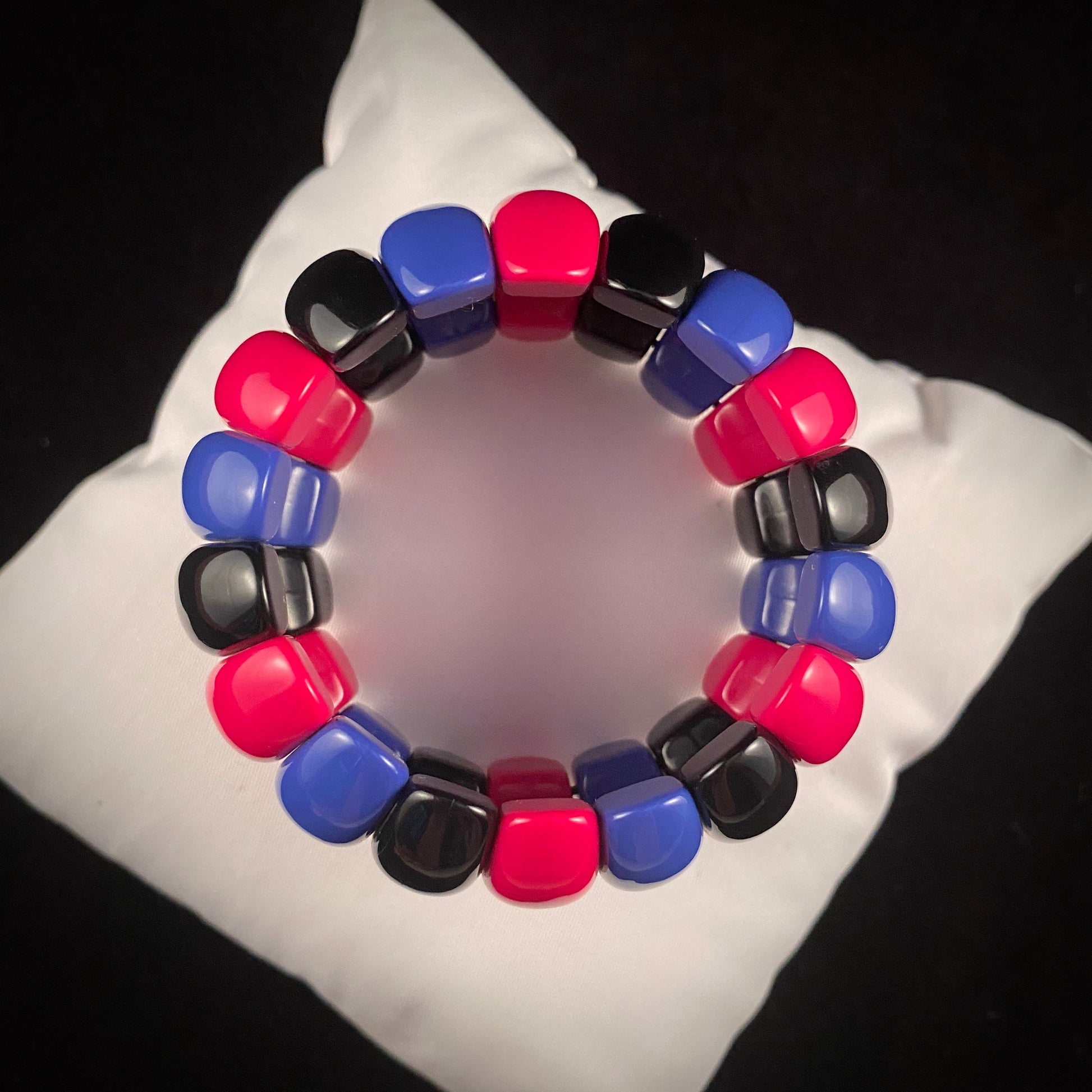 1986 Avon Art Color Bracelet - Retro Kandy Vintage